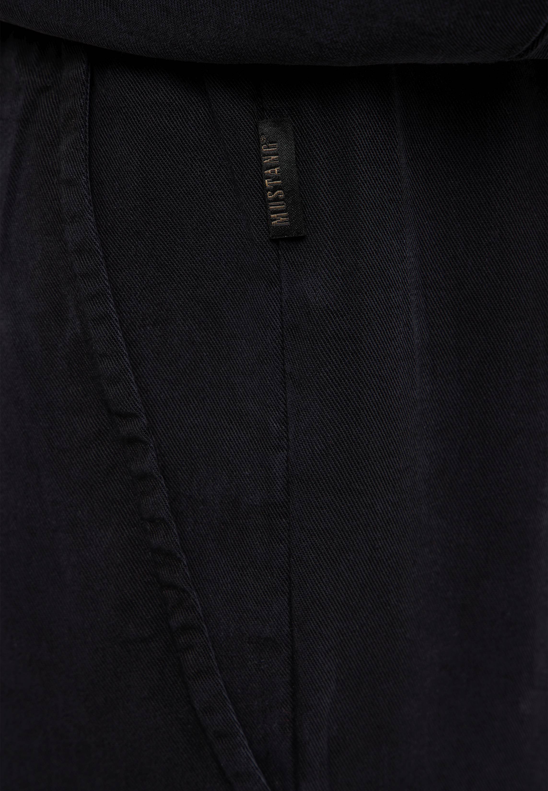 Bekleidung, Langarm, Ärmel, Hosen, Mantel