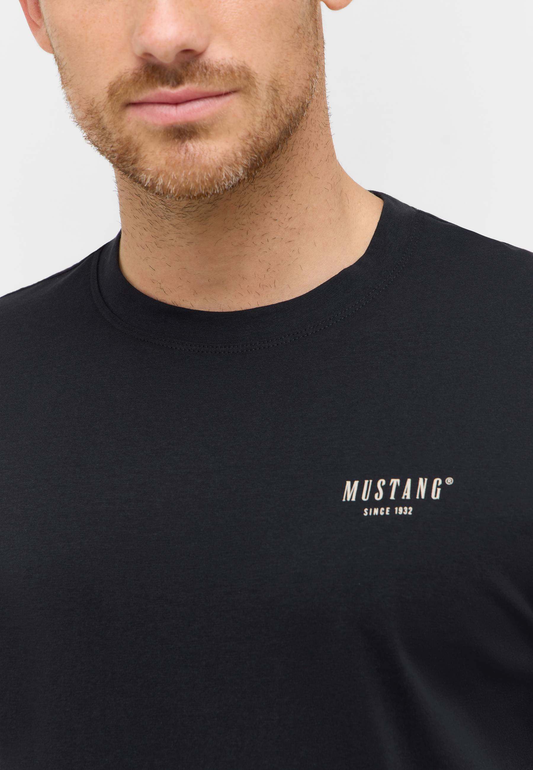 Bekleidung, T-shirt, Langarm, Ärmel, Hemd