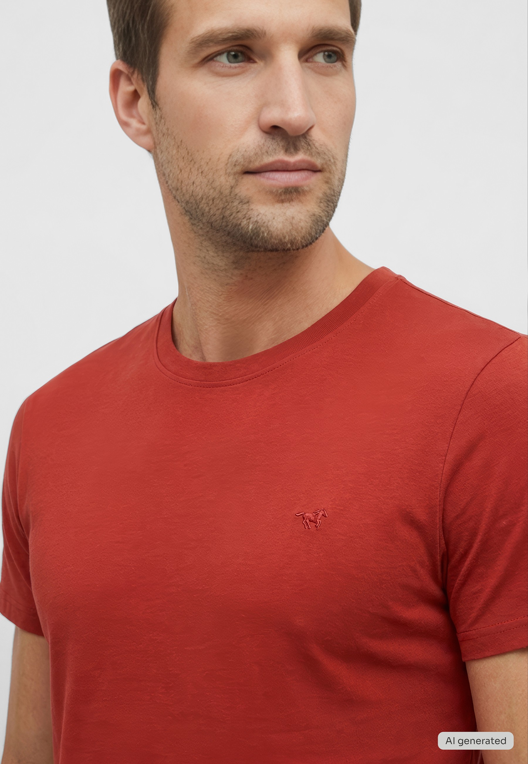 mit feiner Rippstruktur im Slim Fit