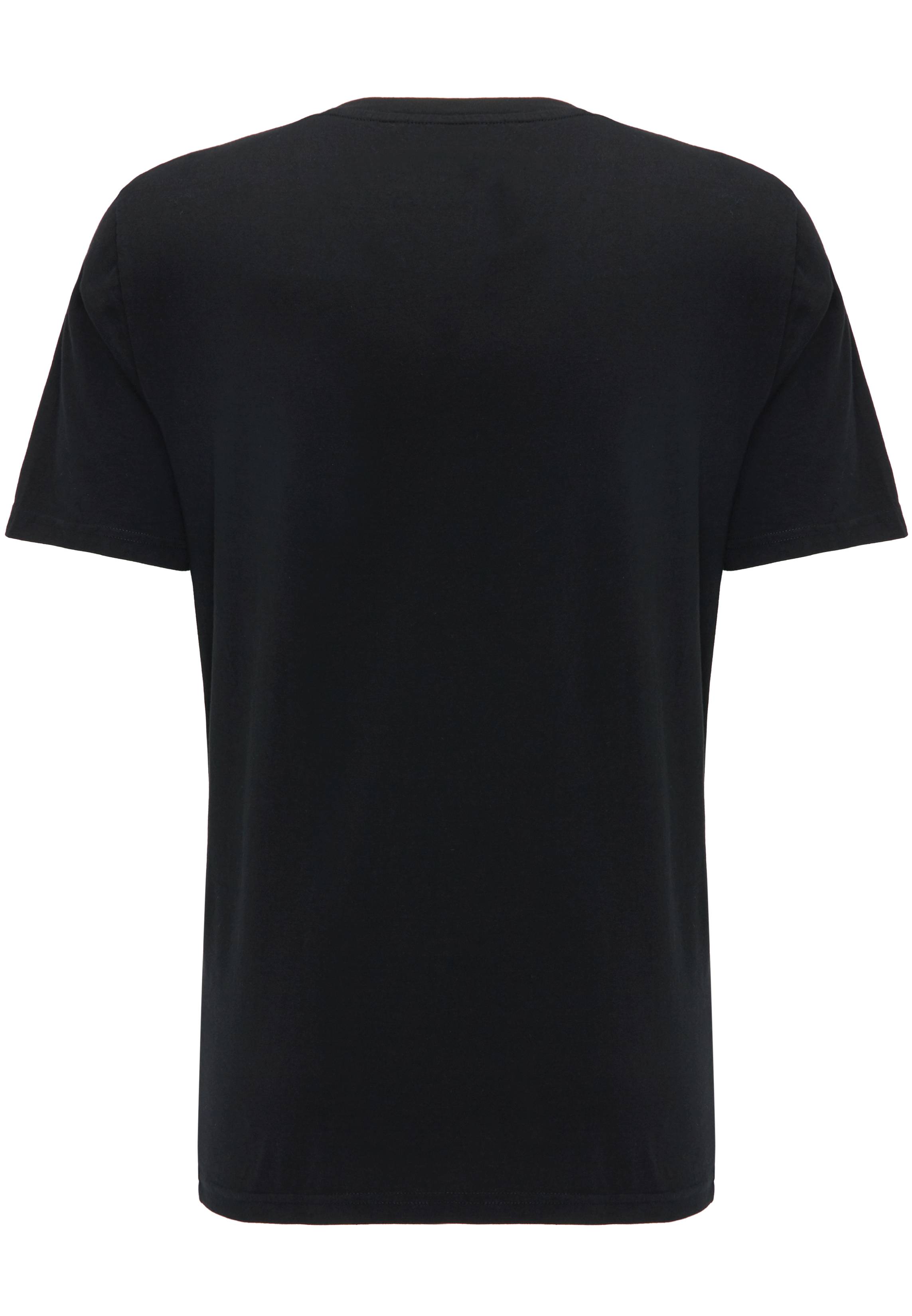 T-Shirt Style  V-Neck