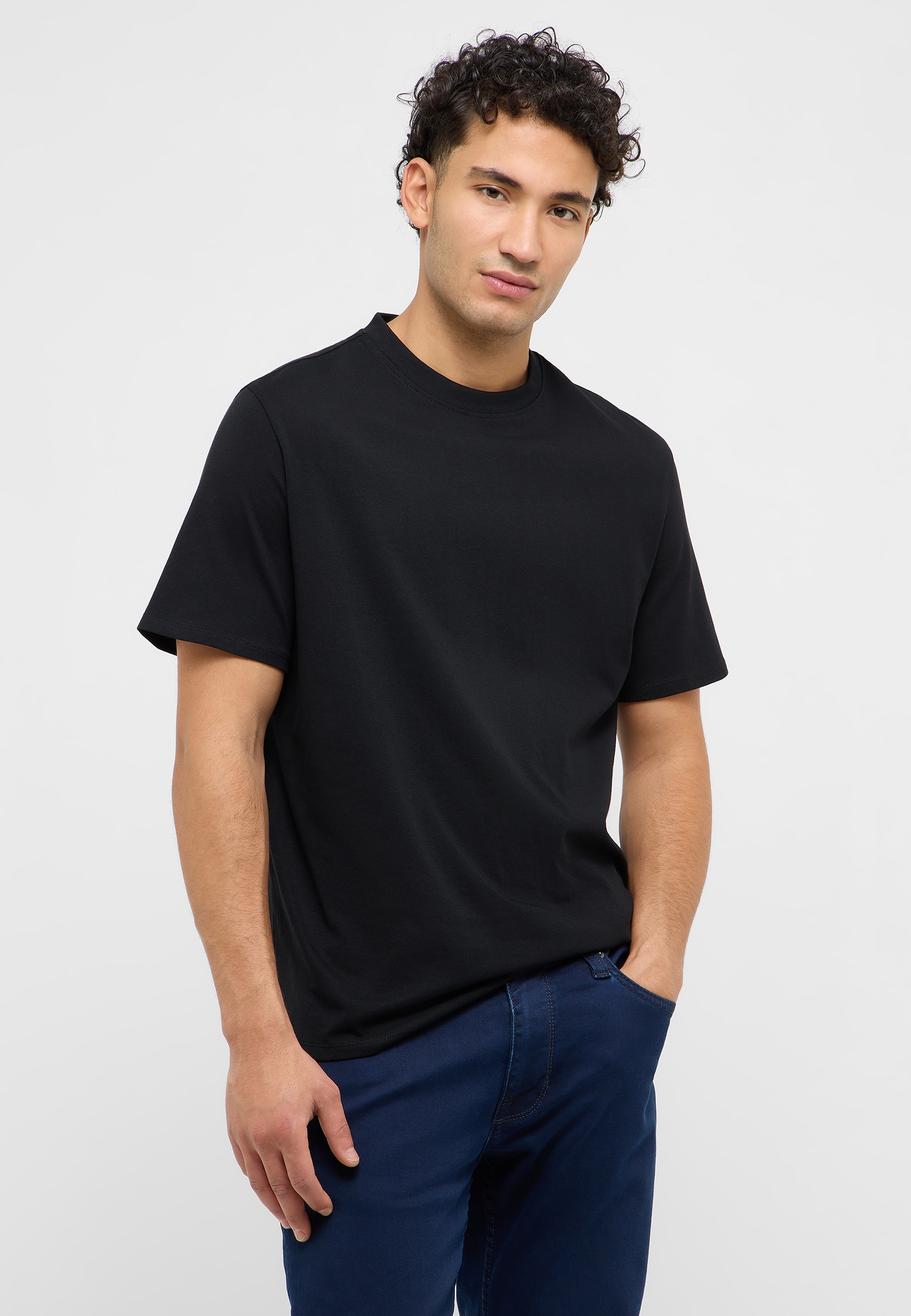 T-shirt, Erwachsener, Männlich, Mann, Person