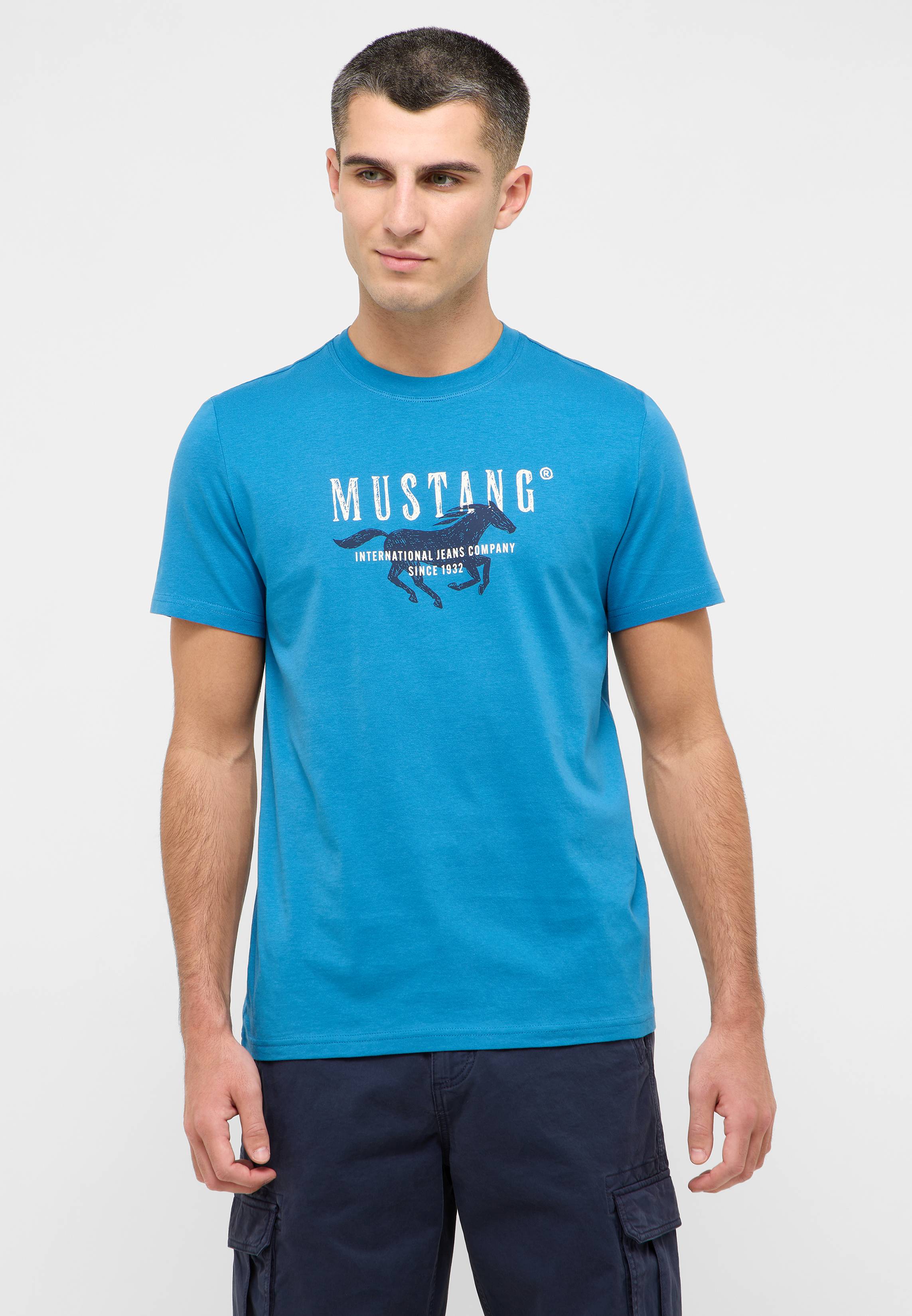 Bekleidung, T-shirt, Hemd, Person