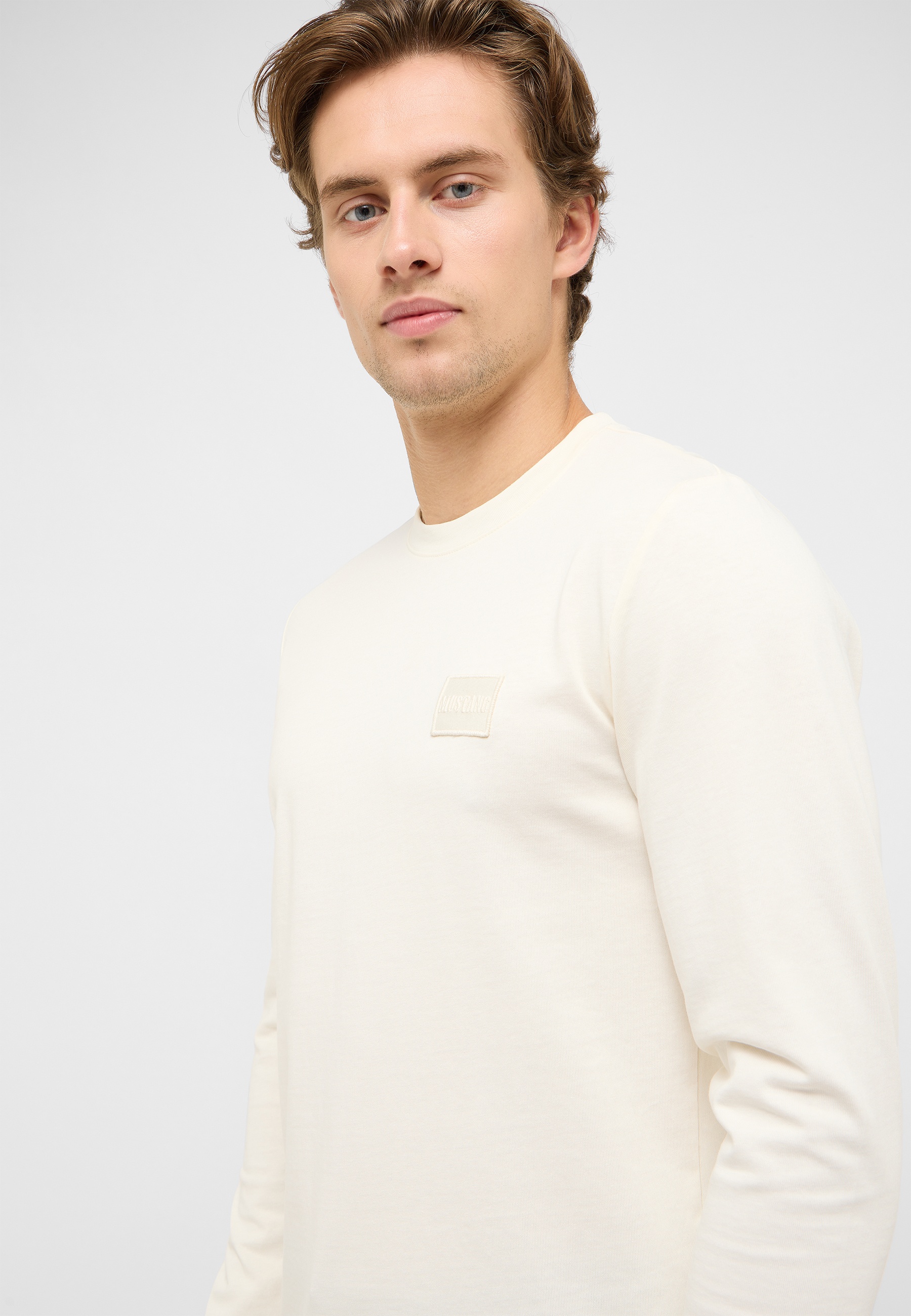 Langarmshirt, Beige, Kleines Logo, Rundhals, Weiche Baumwolle