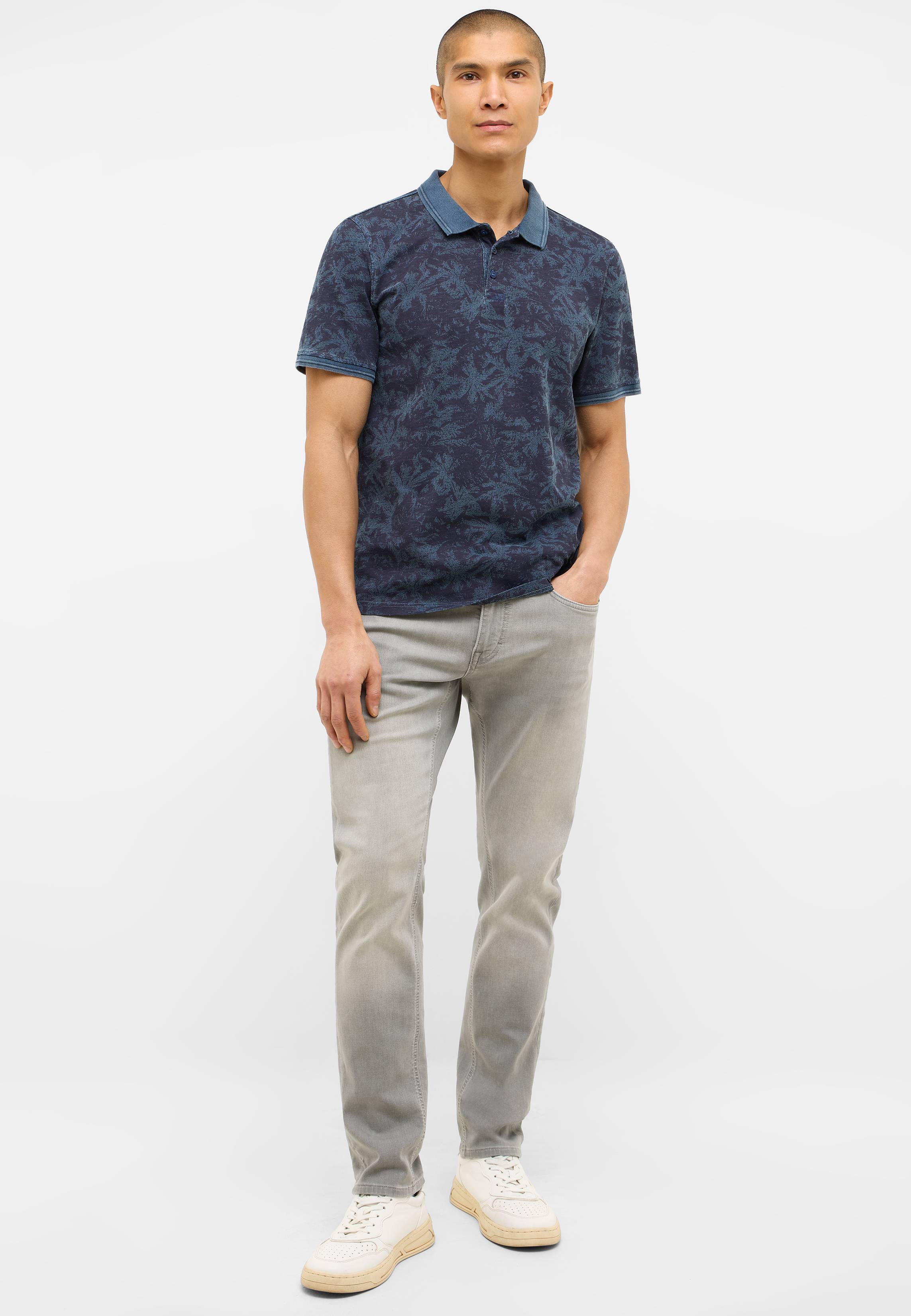Person, Stehend, Hosen, T-shirt, Mann