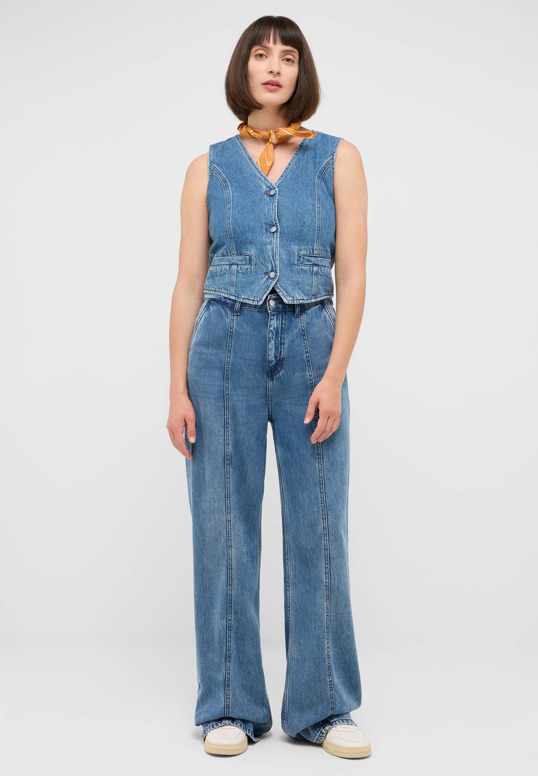 Bekleidung, Hosen, Weste, Jeans, Person