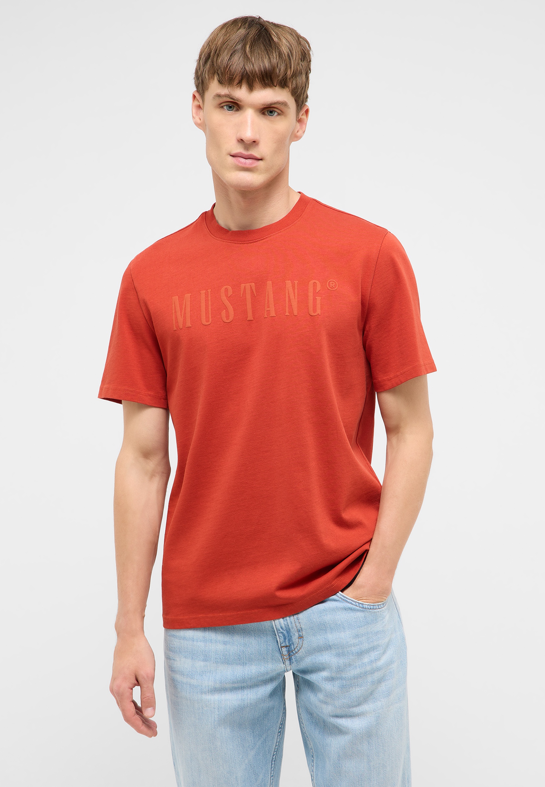 T‑shirt, Kurzarm, rotes Shirt, Kleidung, Mustang