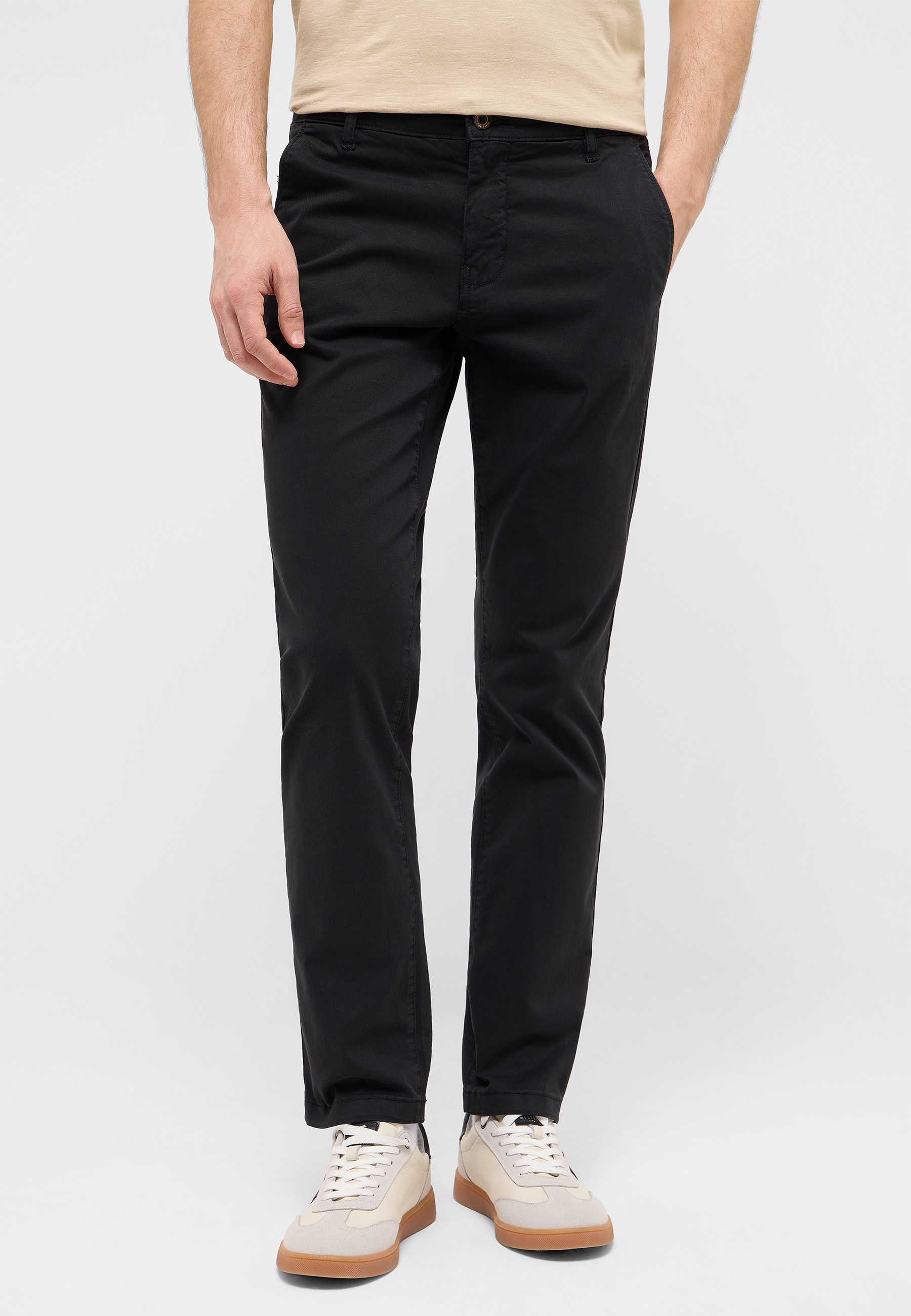 chinos, hose, schwarz, braun-sohlen, sportlich