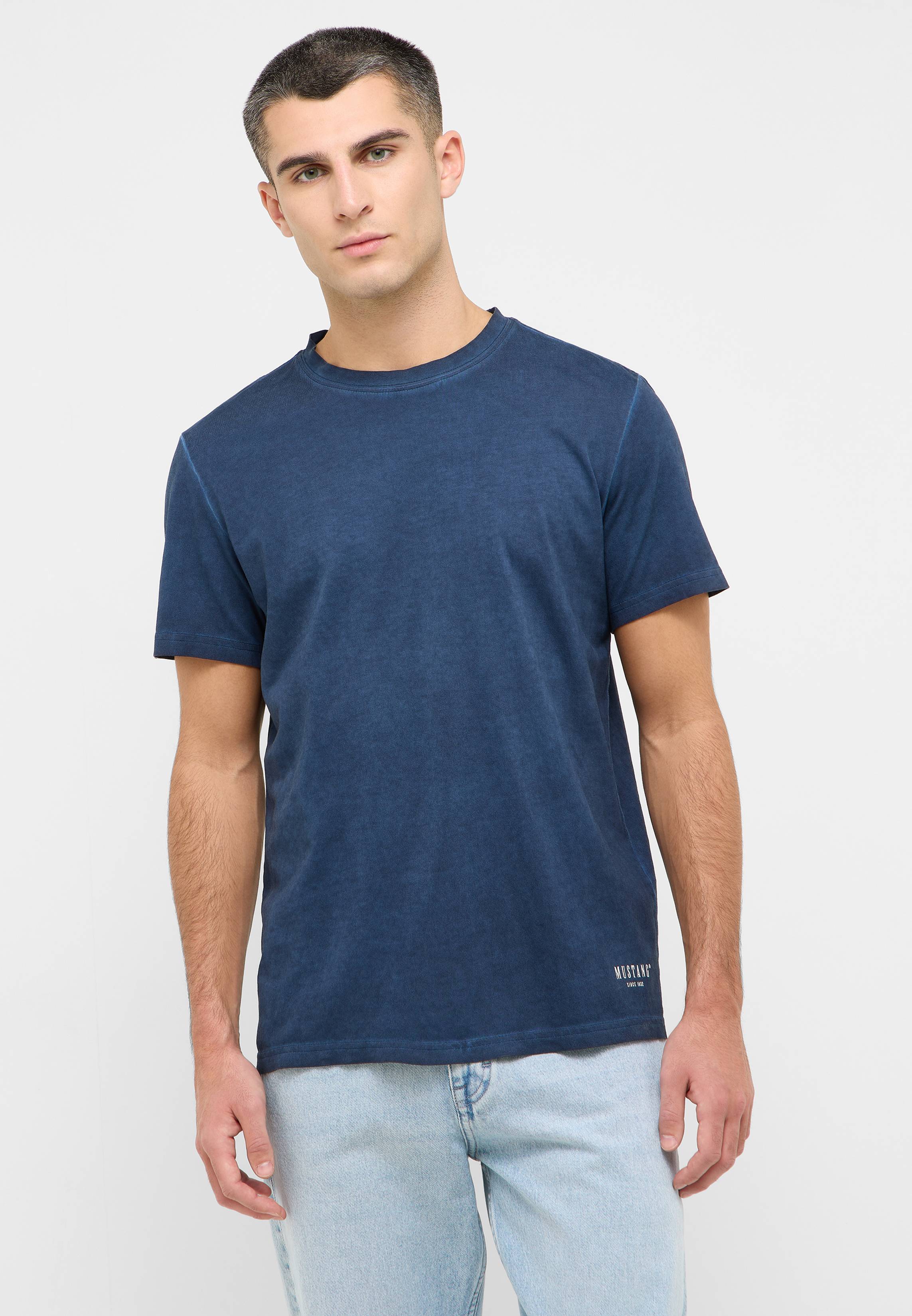 T-shirt, Erwachsener, Männlich, Mann, Person