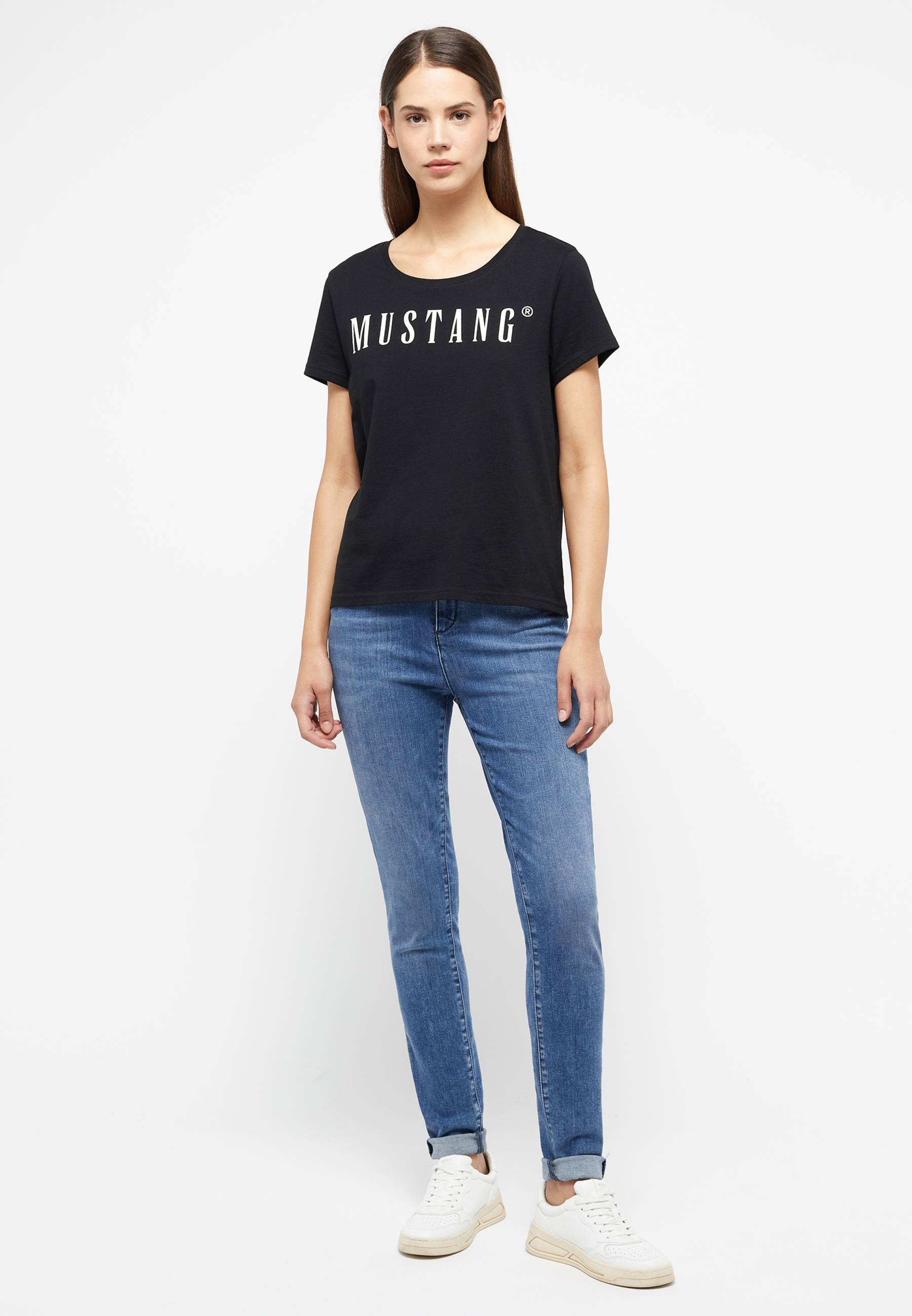 Bekleidung, Hosen, T-shirt, Jeanshose, Person