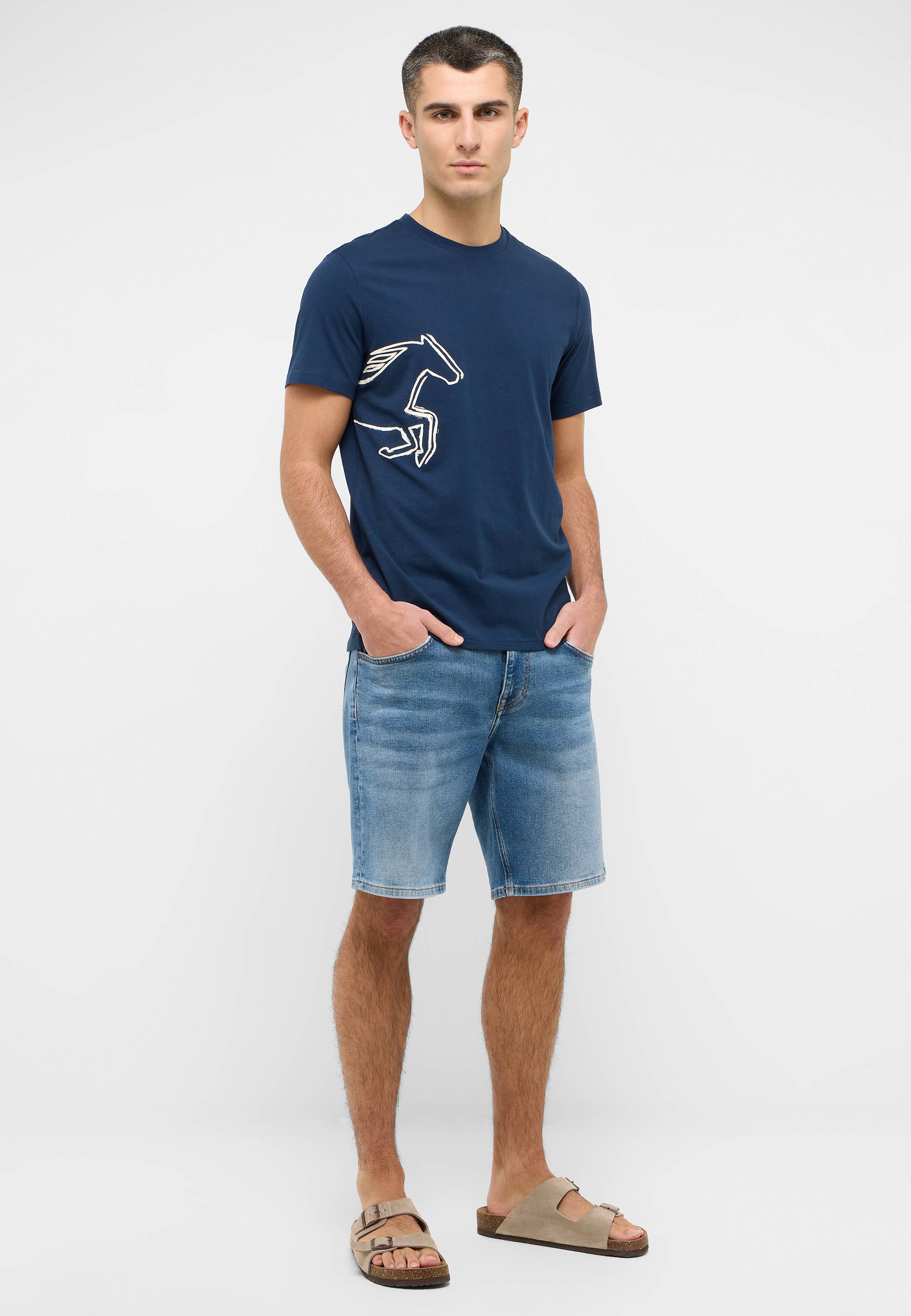 Kurze Hose, T-shirt, Sandale, Mann, Person