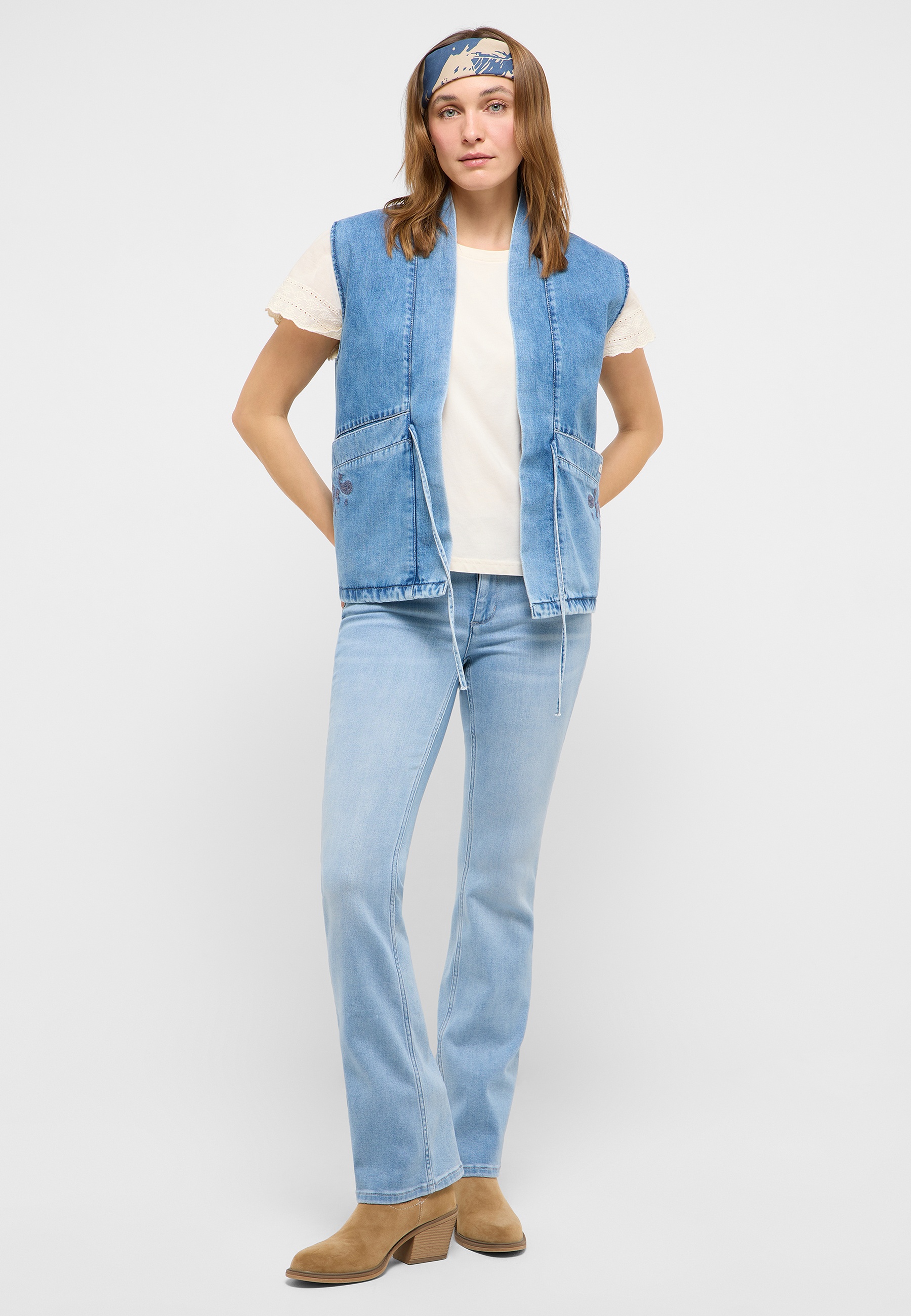 Hosen, Weste, Jeans, Person, Jacke