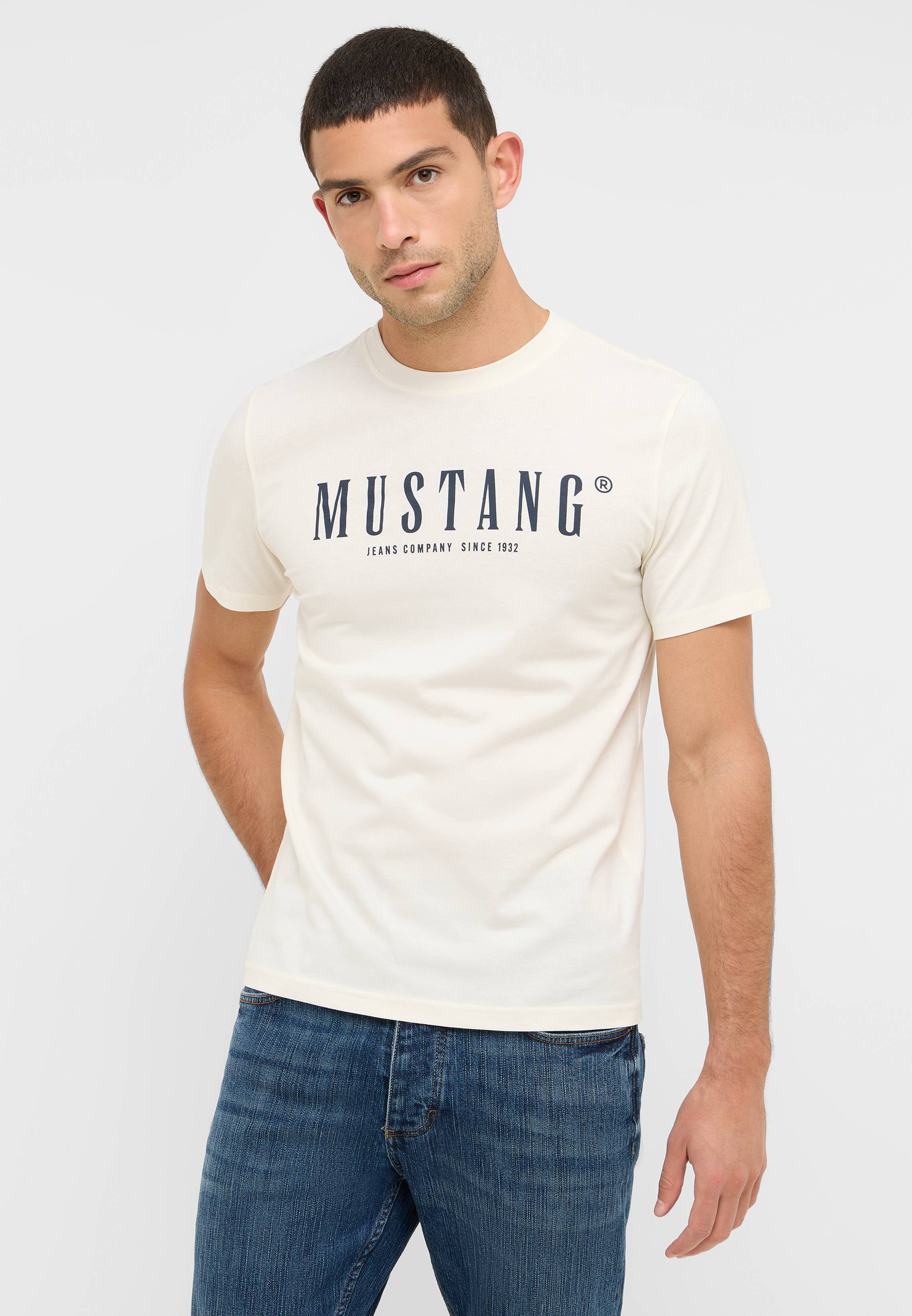 T-shirt, Hemd, Erwachsener, Mann, Person