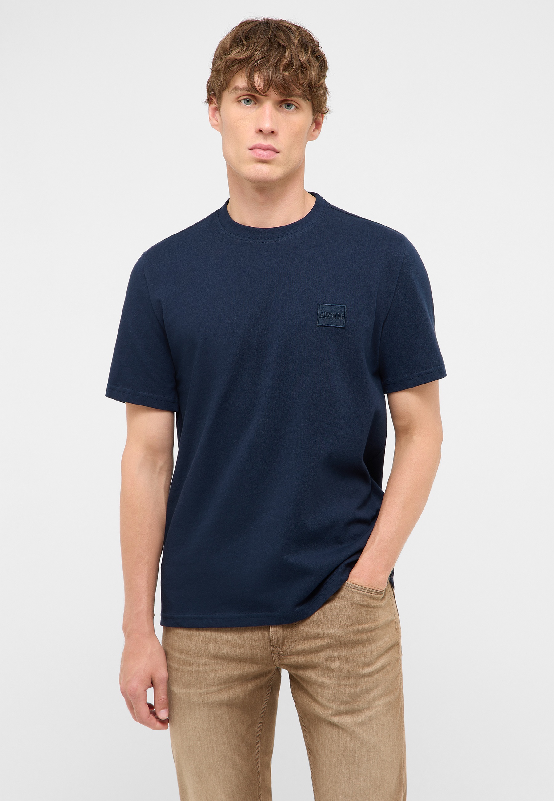 T-Shirt, Navy, Kurzarm, Rundhals, Patch