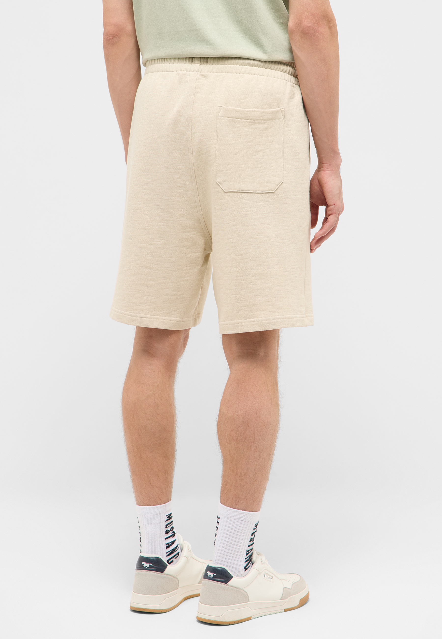 Kurze Hose, Beige, Gesäßtasche, knielang, Kordelzugbund