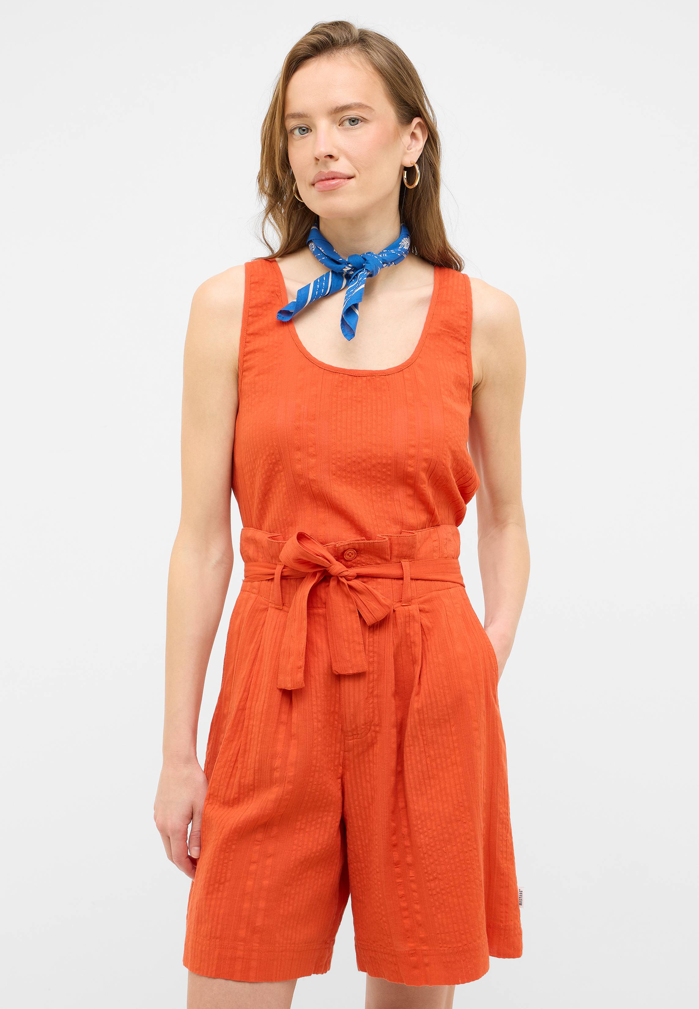 Kleid, Formelle Kleidung, Bluse, Weste, Halstuch