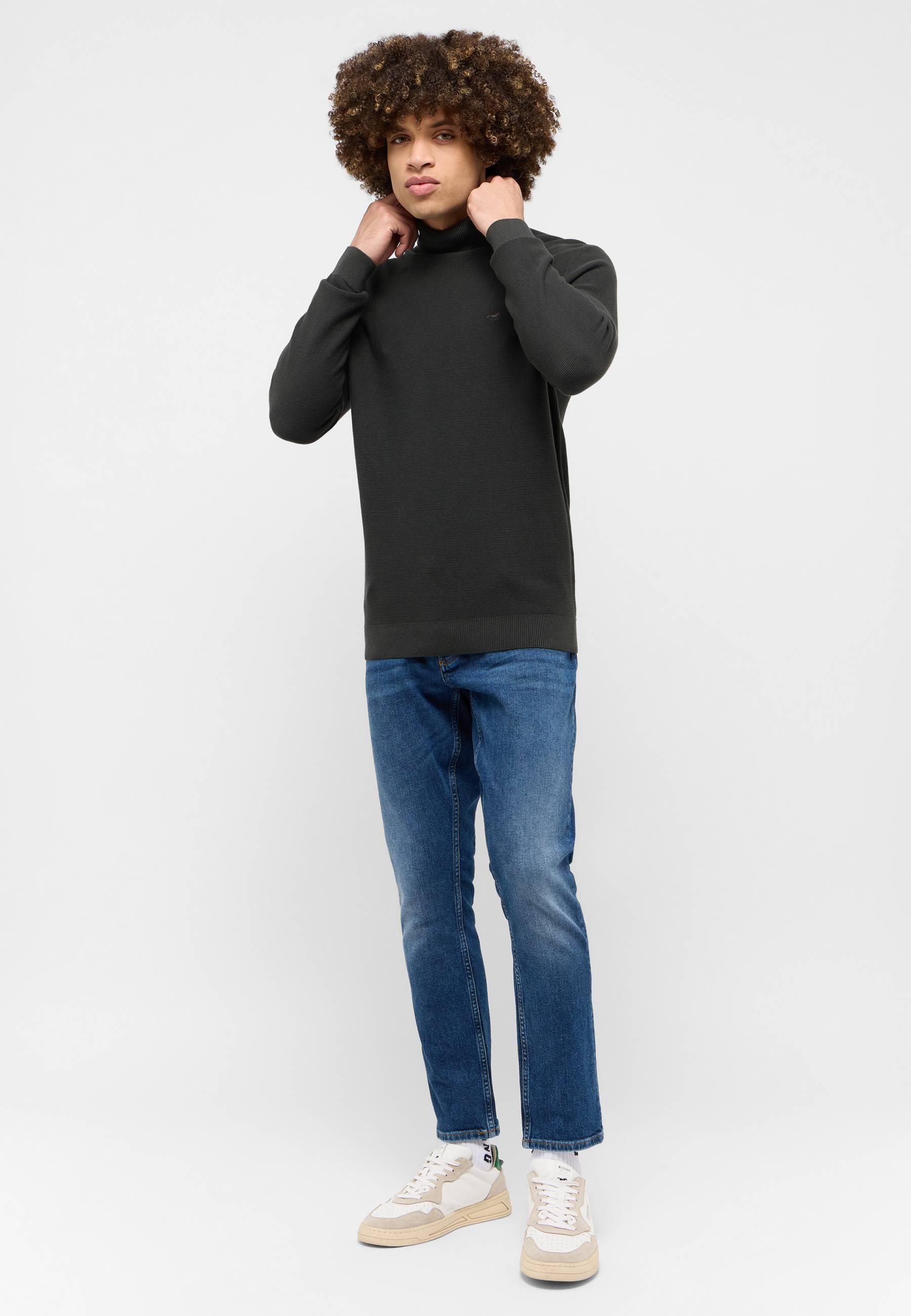 Hosen, Langarm, Junge, Person, Jugendlich