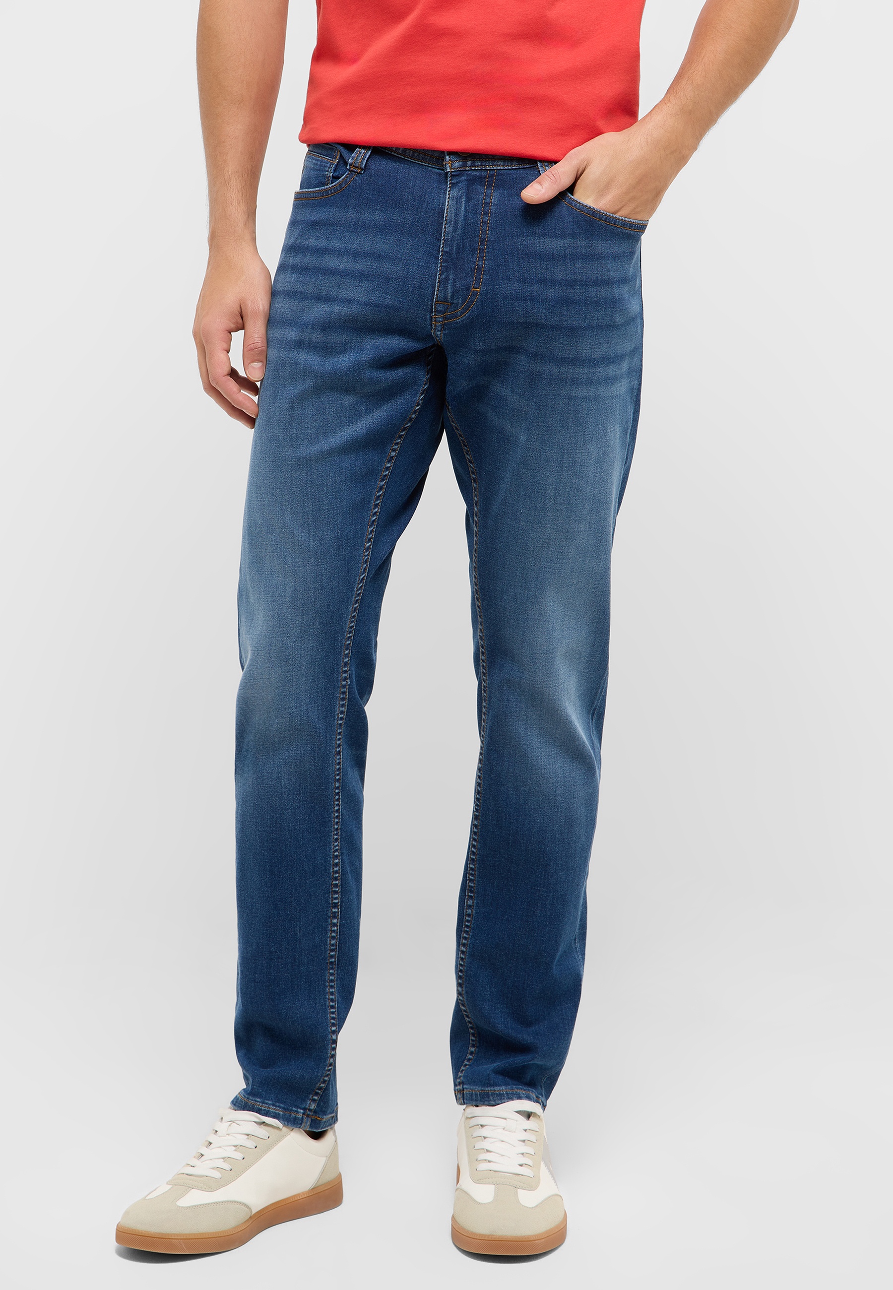 Bekleidung, Hosen, Jeans, Schuh, Person