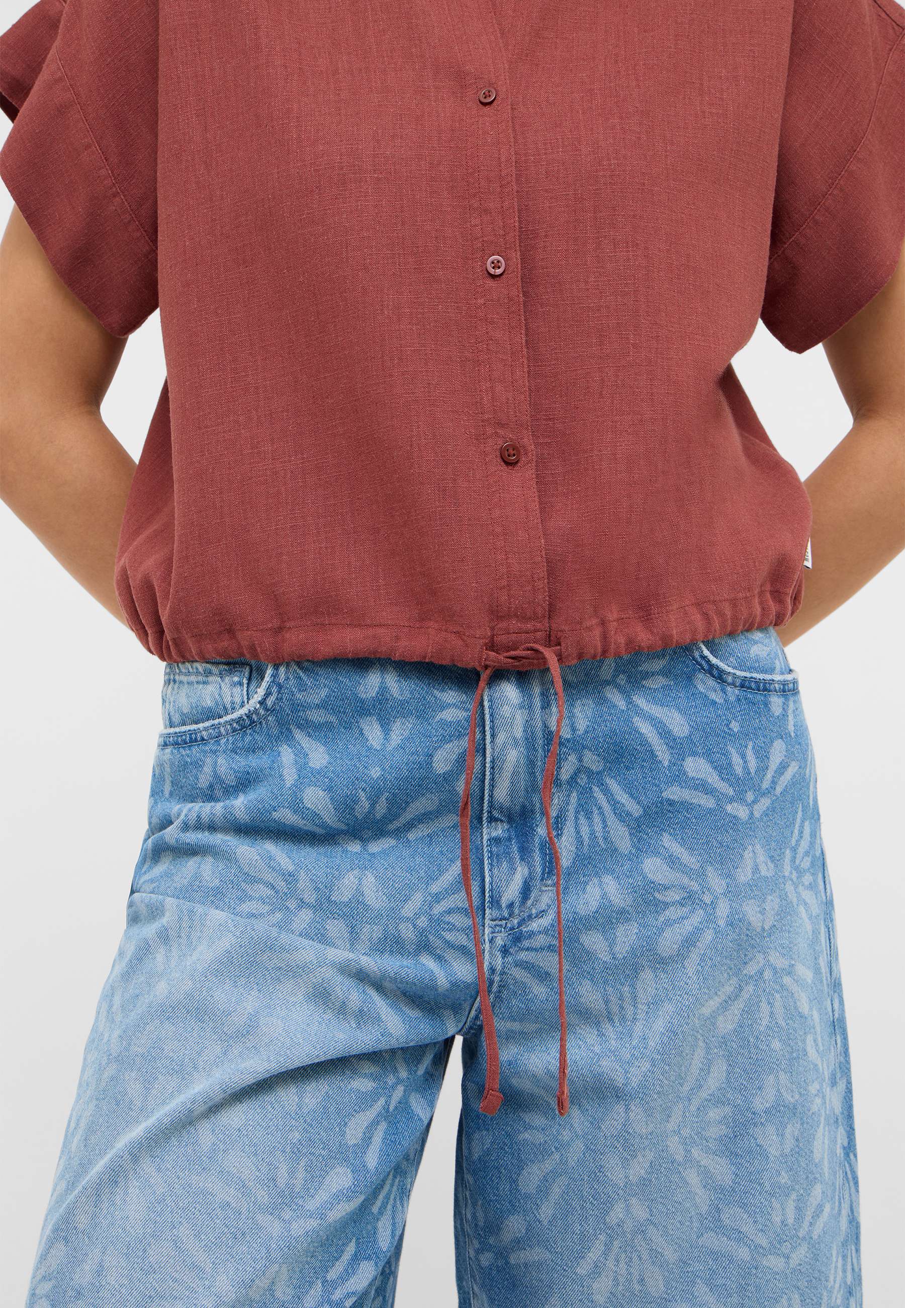 Linen top, Red shirt, Drawstring hem, Button front, Blue patterned jeans