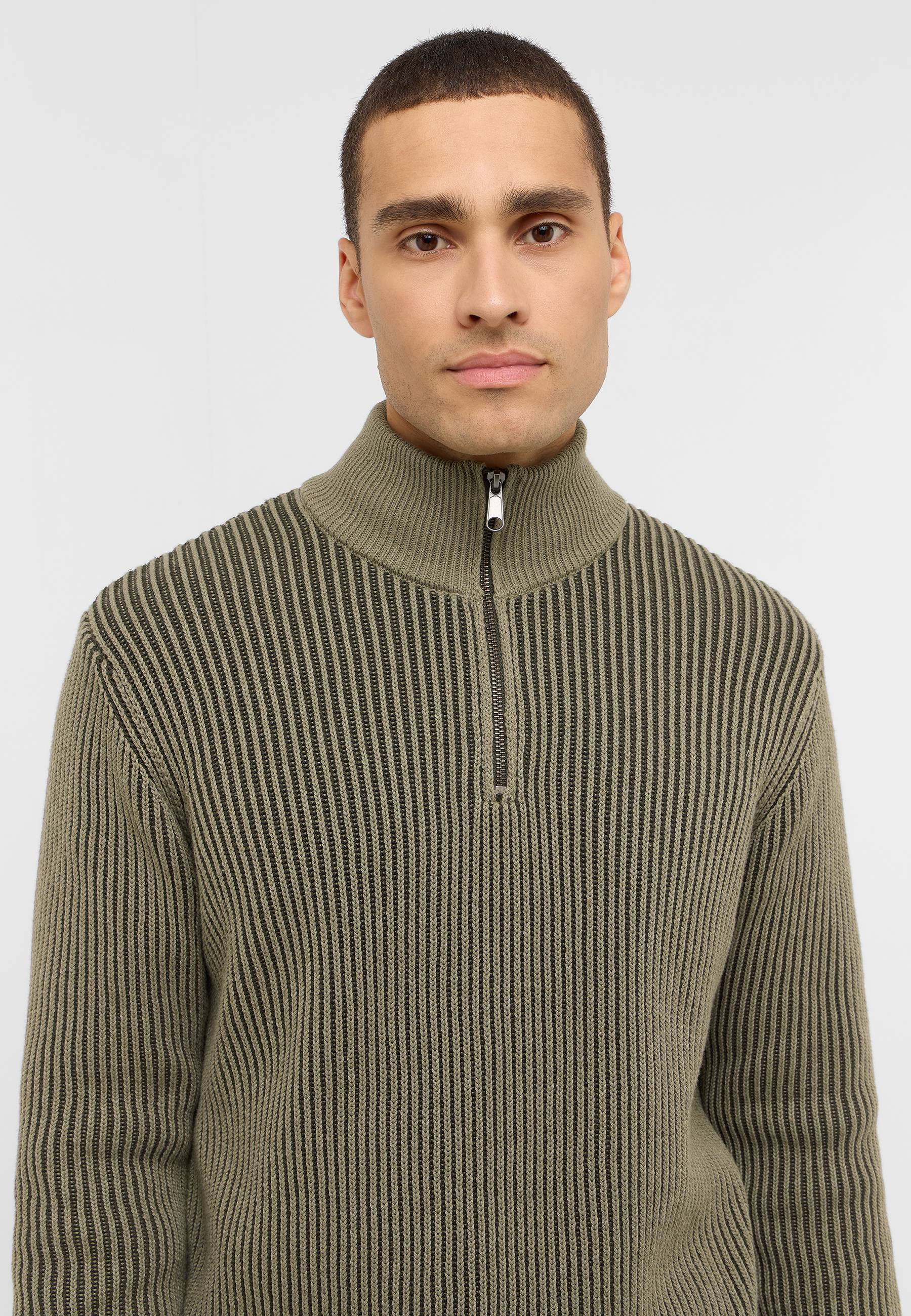 Strickwaren, Pullover, Erwachsener, Mann, Person