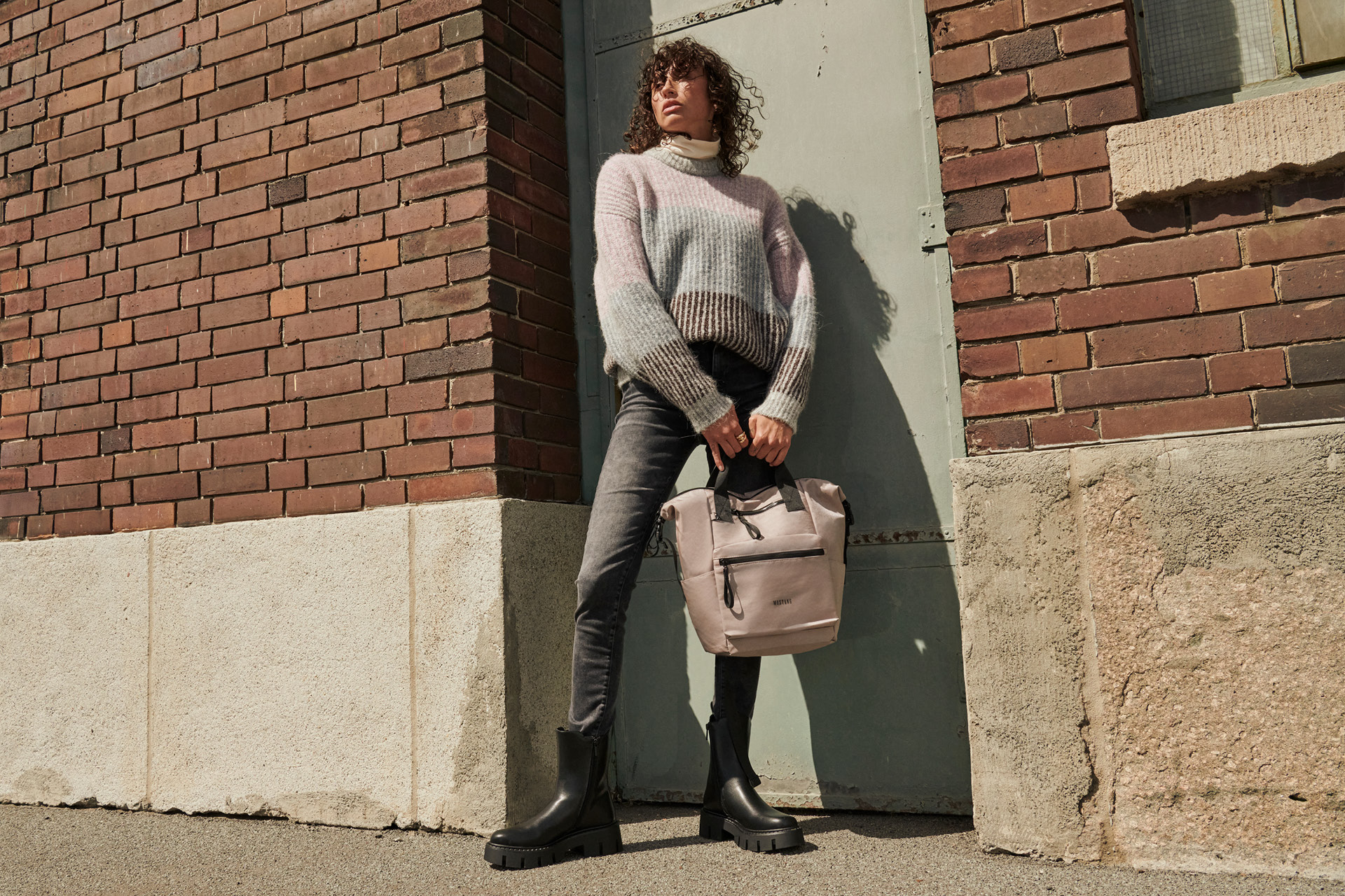 Handtasche, Hosen, Erwachsener, Person, Frau