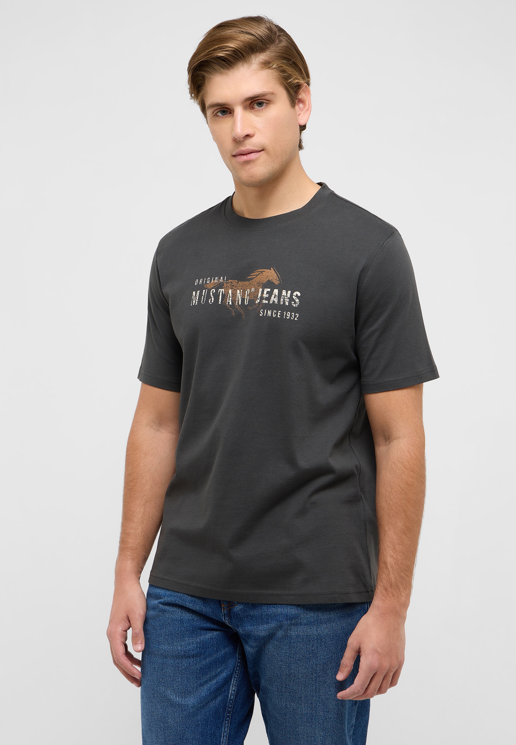 T-shirt, Jeans, Person, Hemd, Ärmel