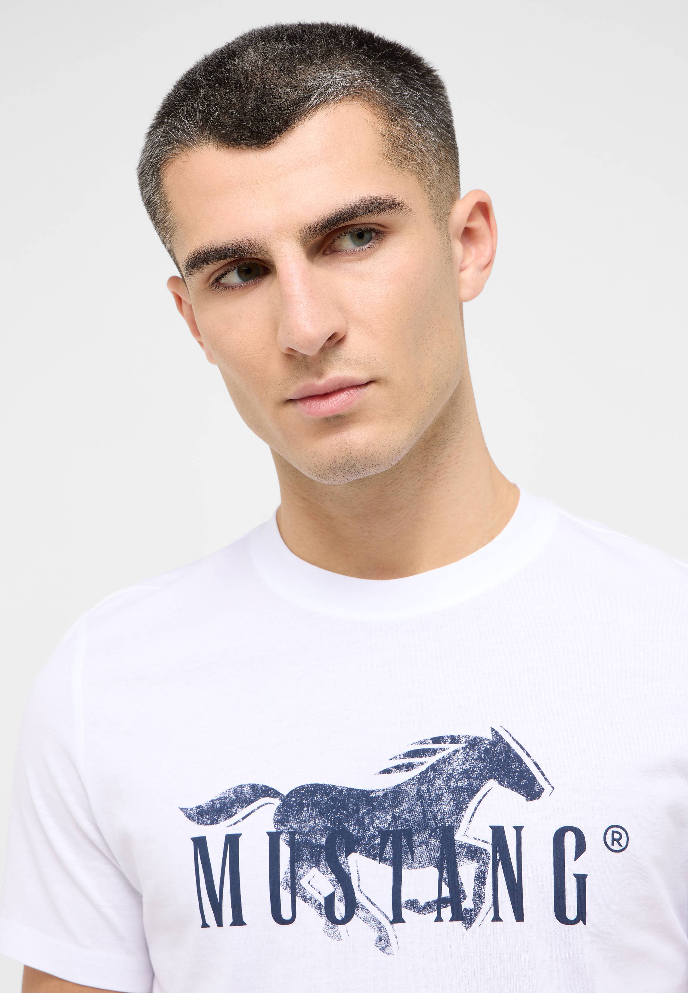 Bekleidung, T-shirt, Person, Portrait, Hemd