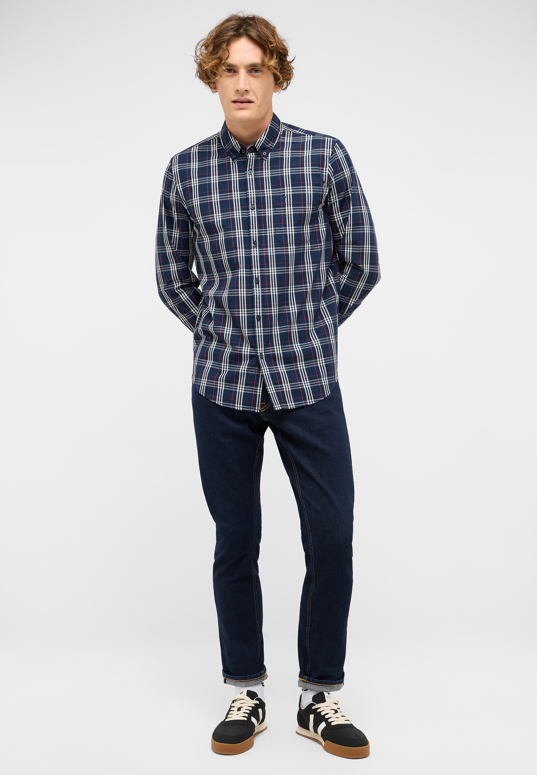 Hemd, Hosen, Person, Schuh, Langer Ärmel