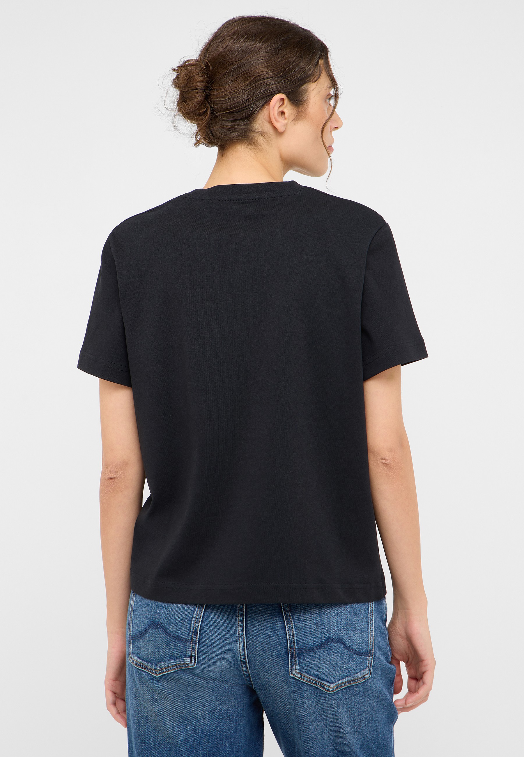 T-shirt, Person, Ärmel, Gesicht, Kopf