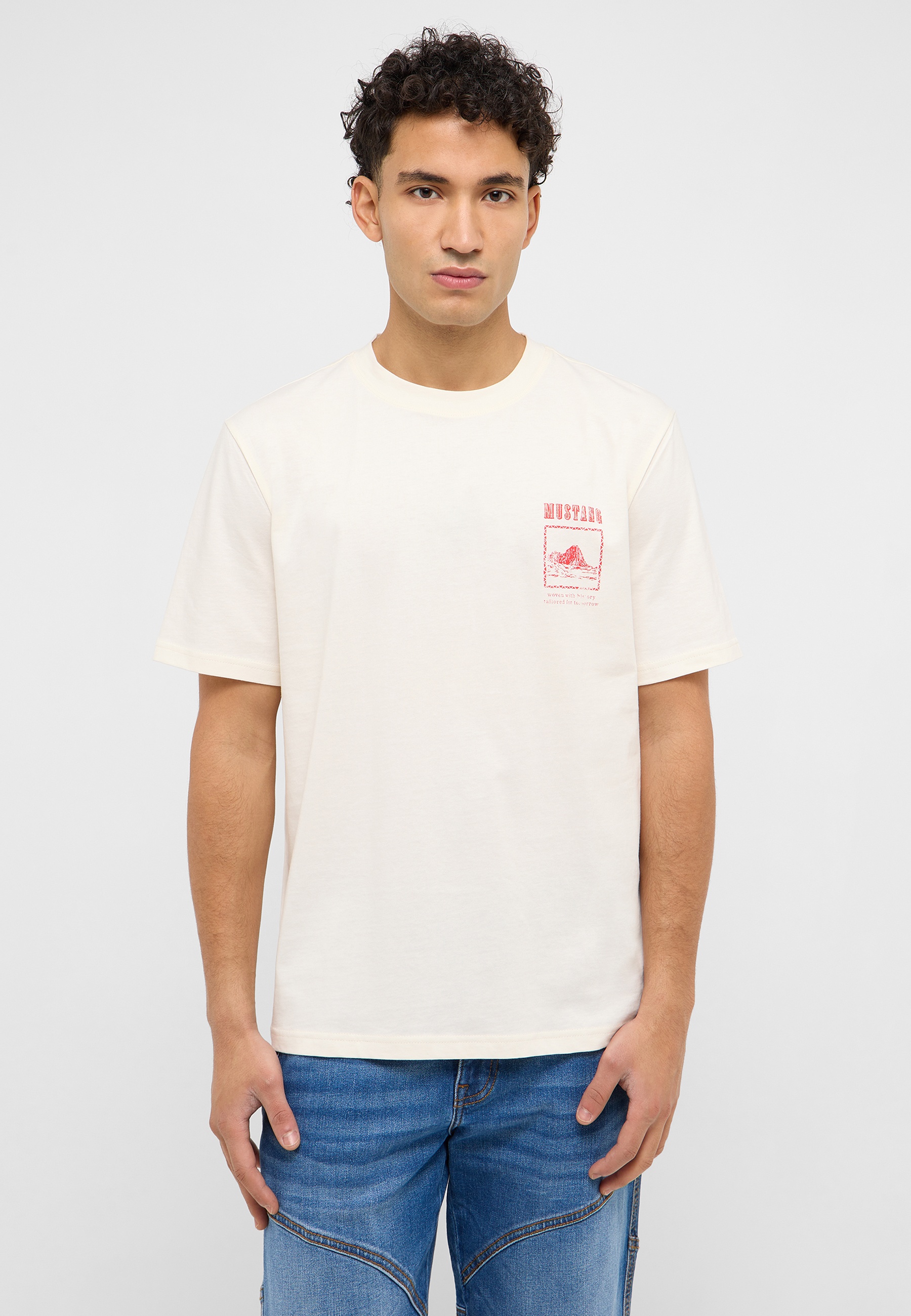 Bekleidung, T-shirt, Jeans, Hosen, Person