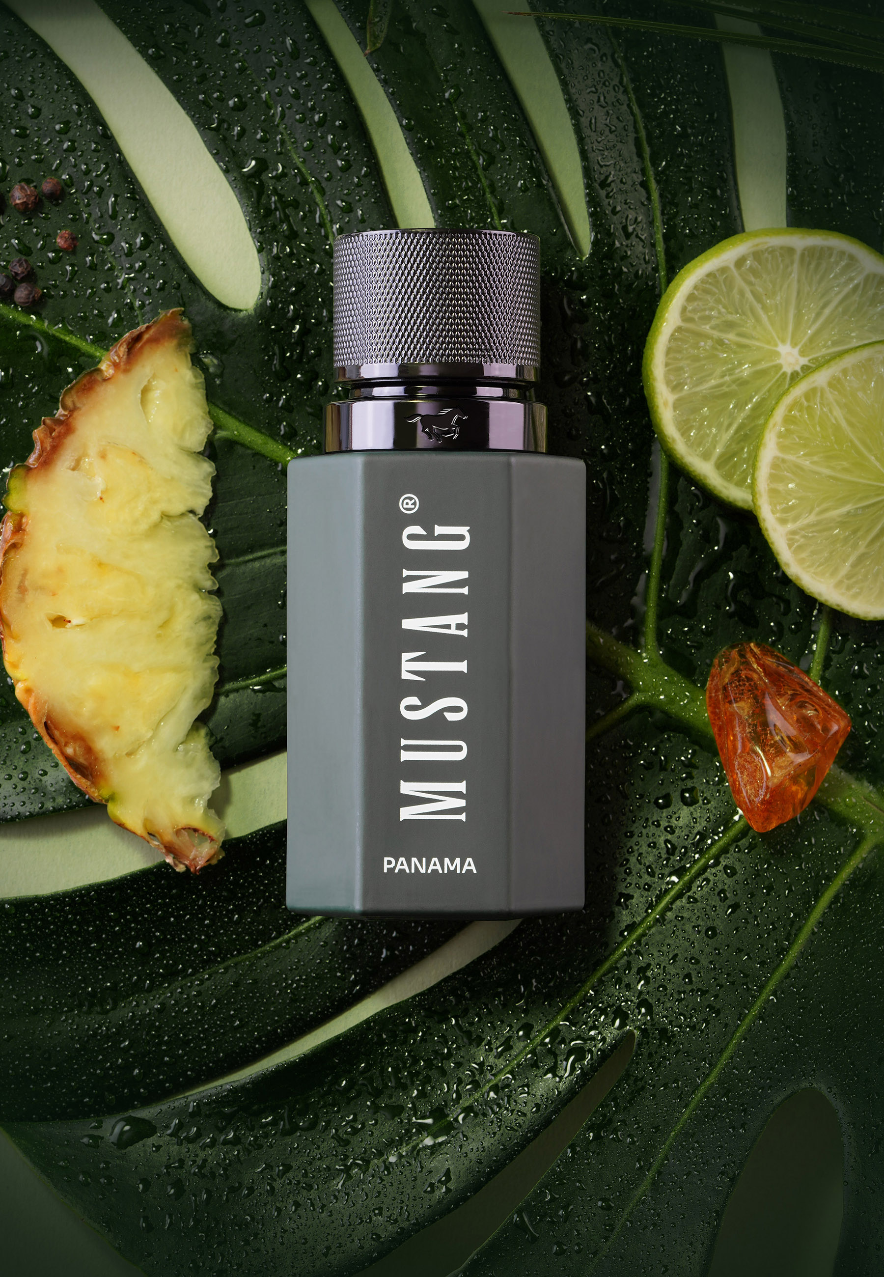 Parfumflakon, Mustang Panama, Küsten-Parfum, Flakon grau, Metalldose