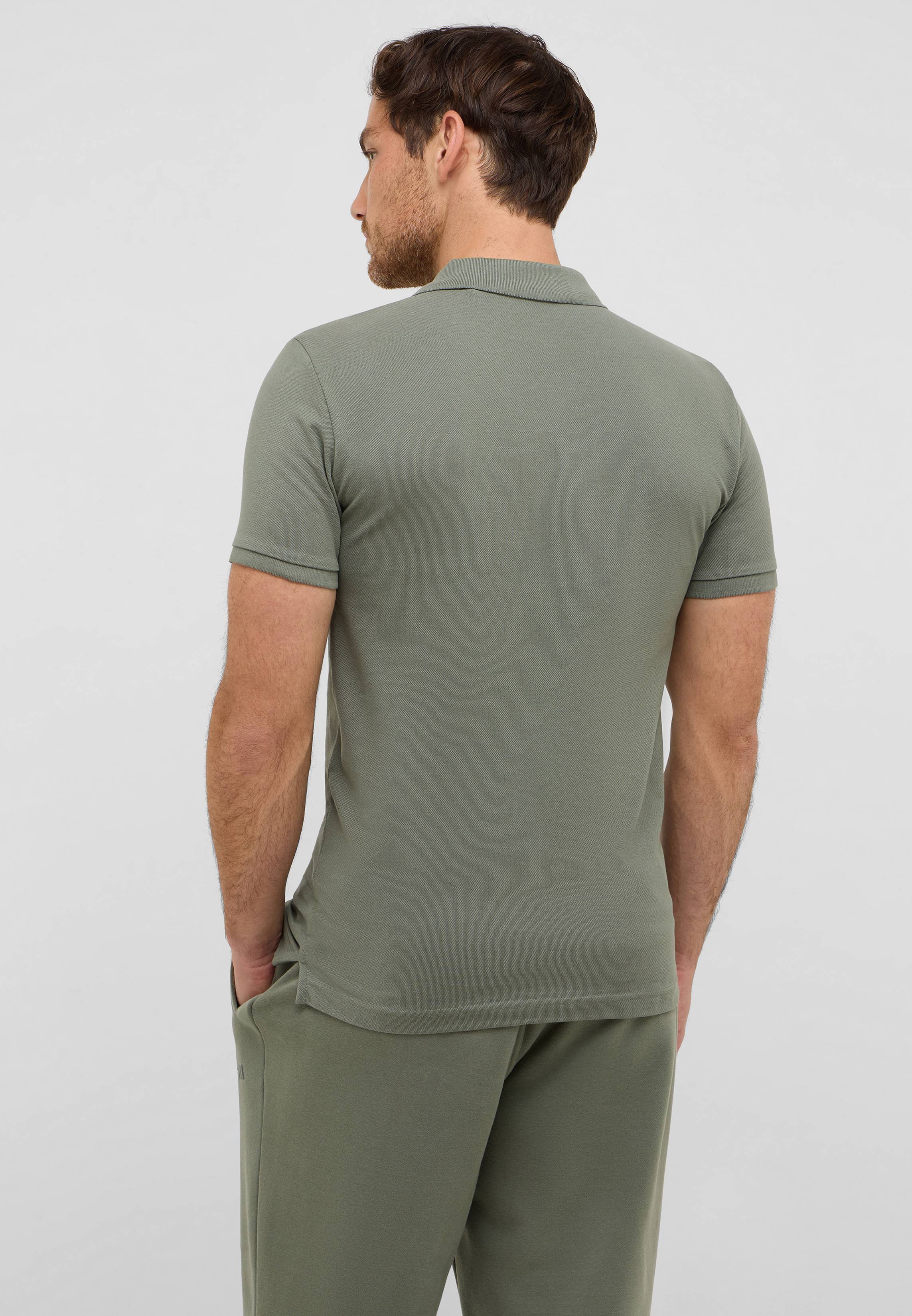 T-shirt, Ärmel, Erwachsener, Mann, Person