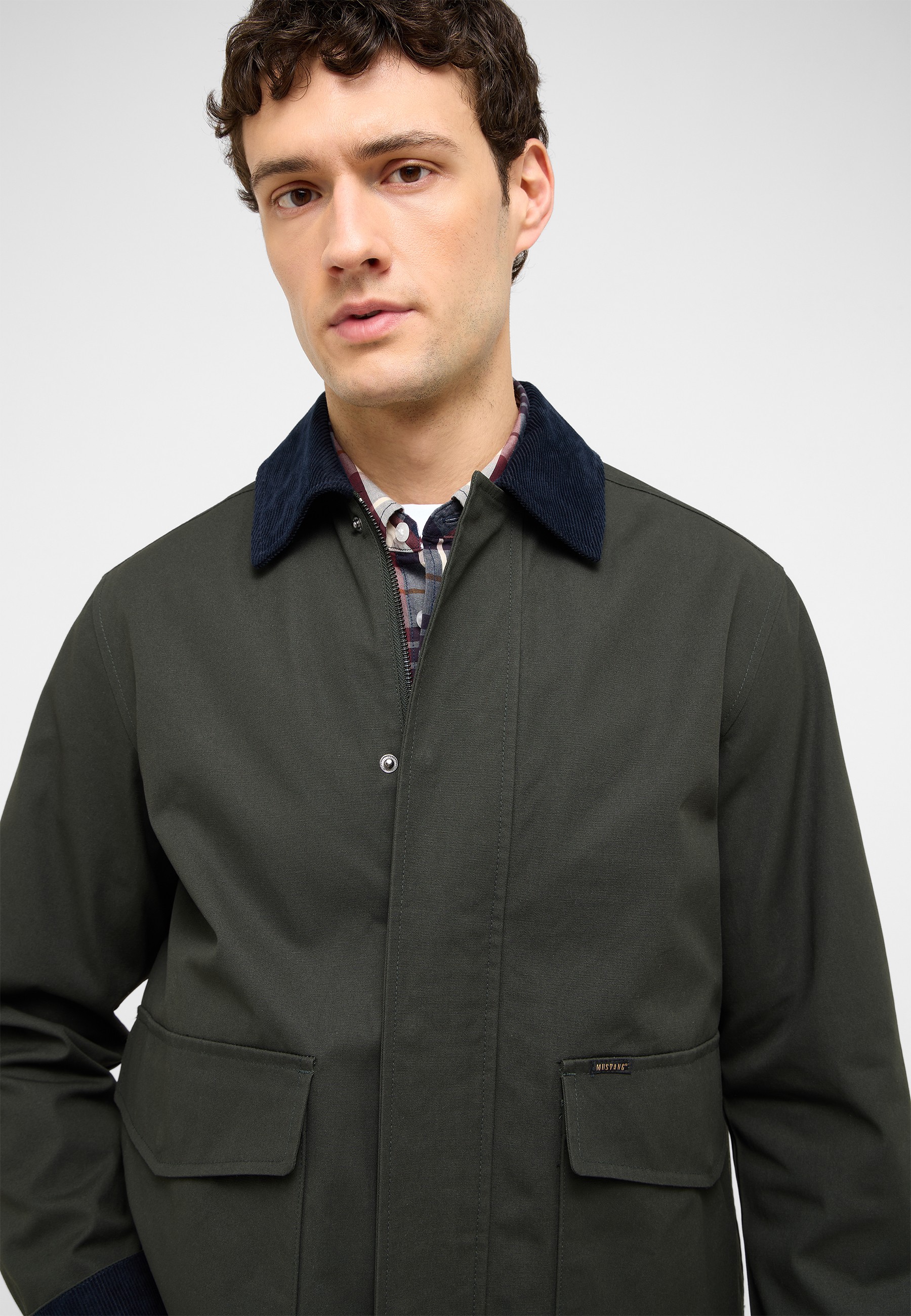 jaket, windbreaker, corduroy, collar, taschen