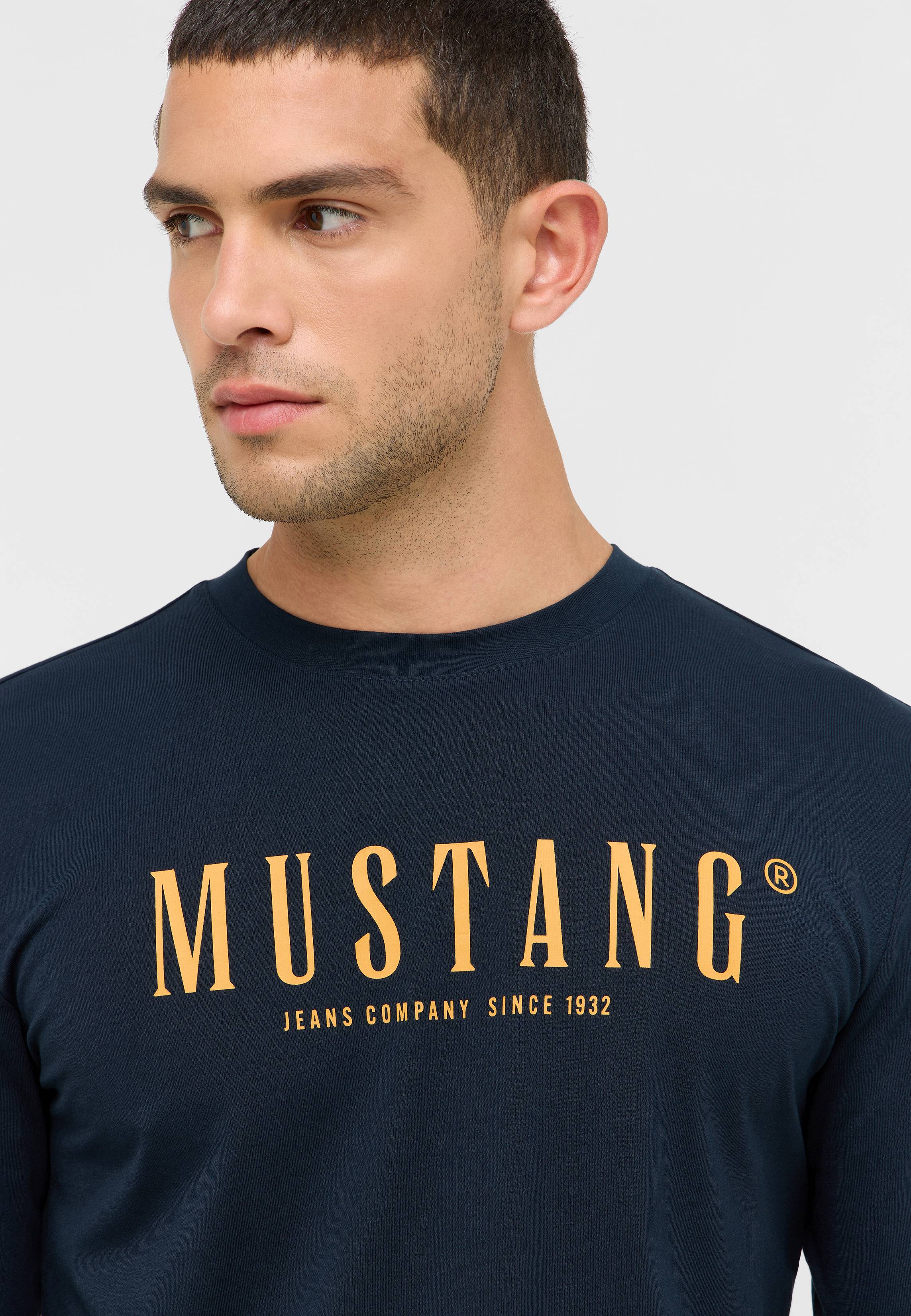 T-shirt, Gesicht, Kopf, Person, Mann