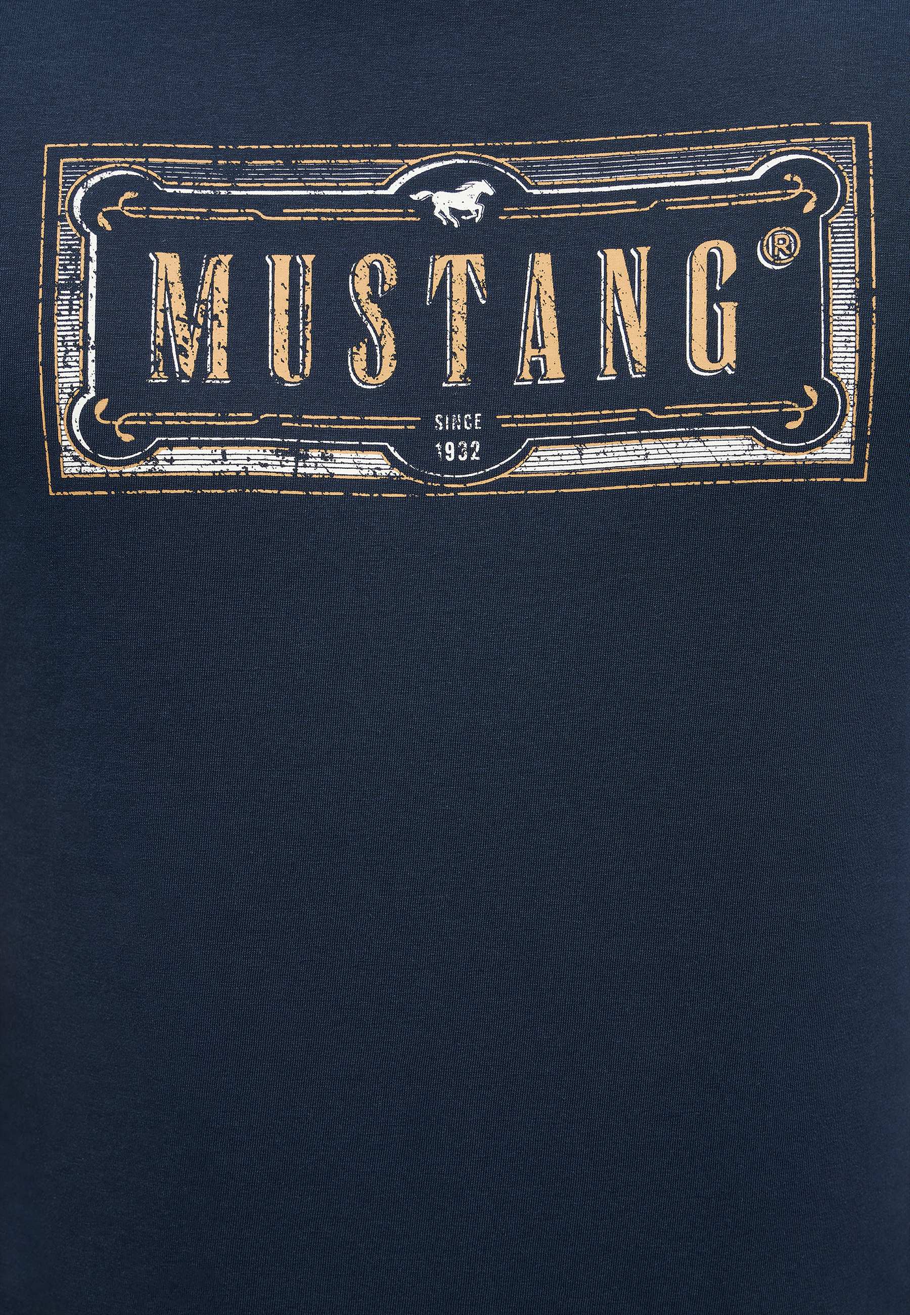 Bekleidung, T-shirt, Buch, Veröffentlichung