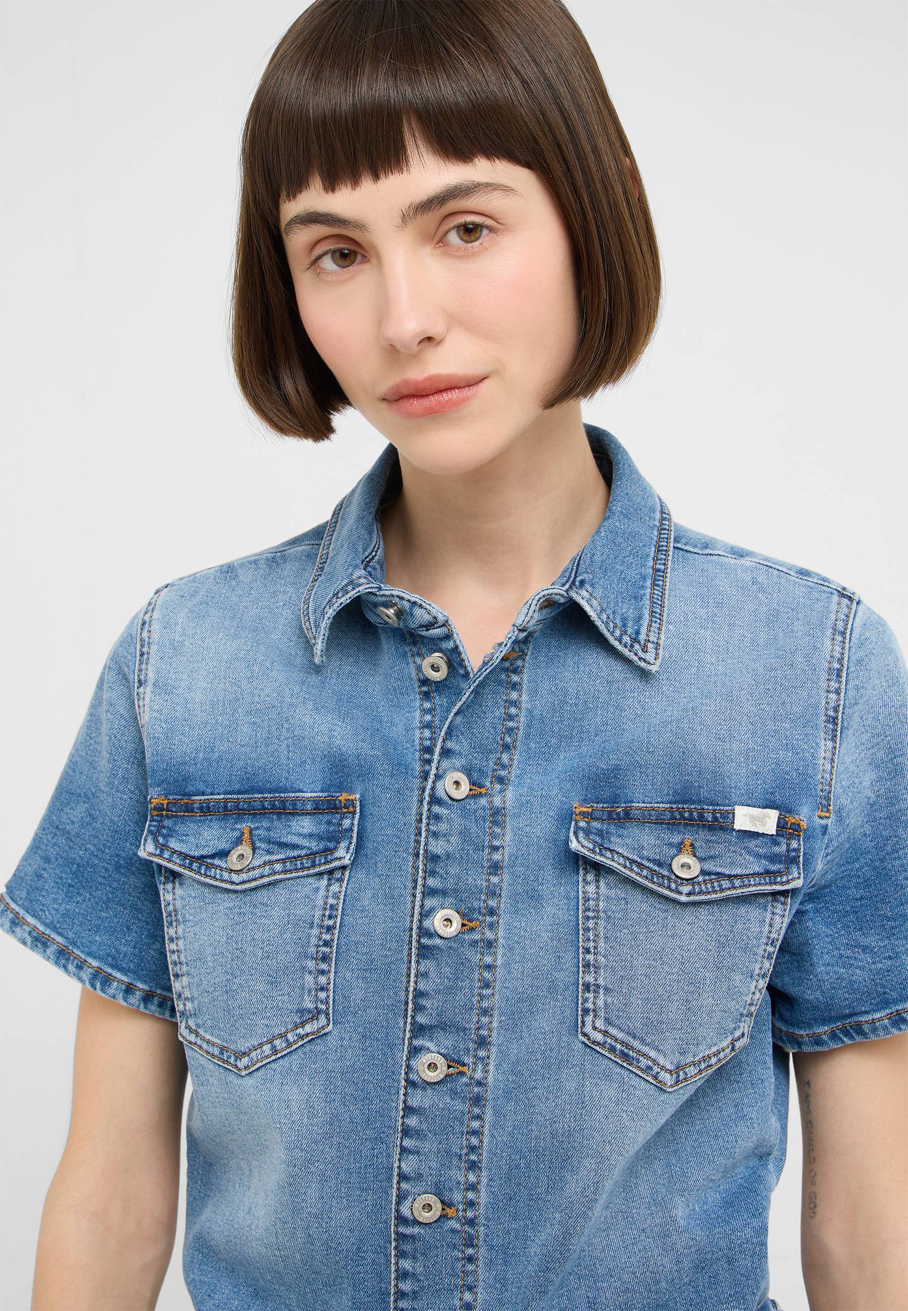 denim shirt, denim, kurzärmlig, Knopfverschluss, Taschen, blau