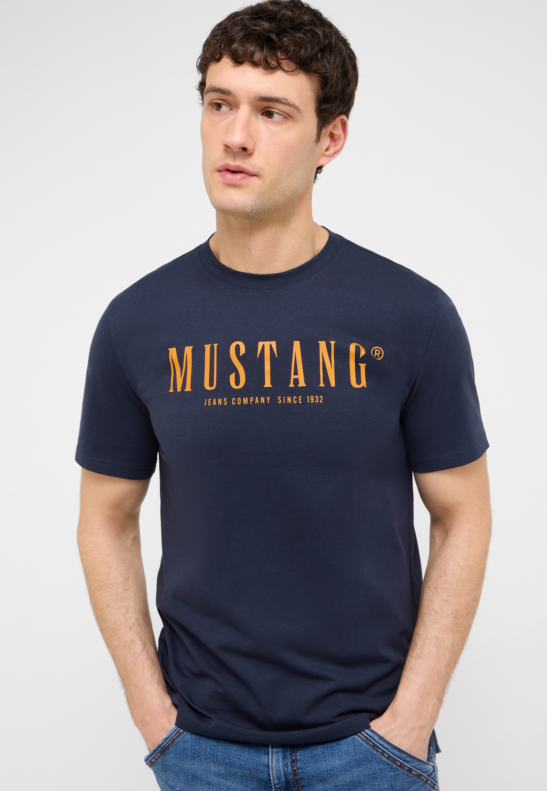 T-Shirt Style Austin