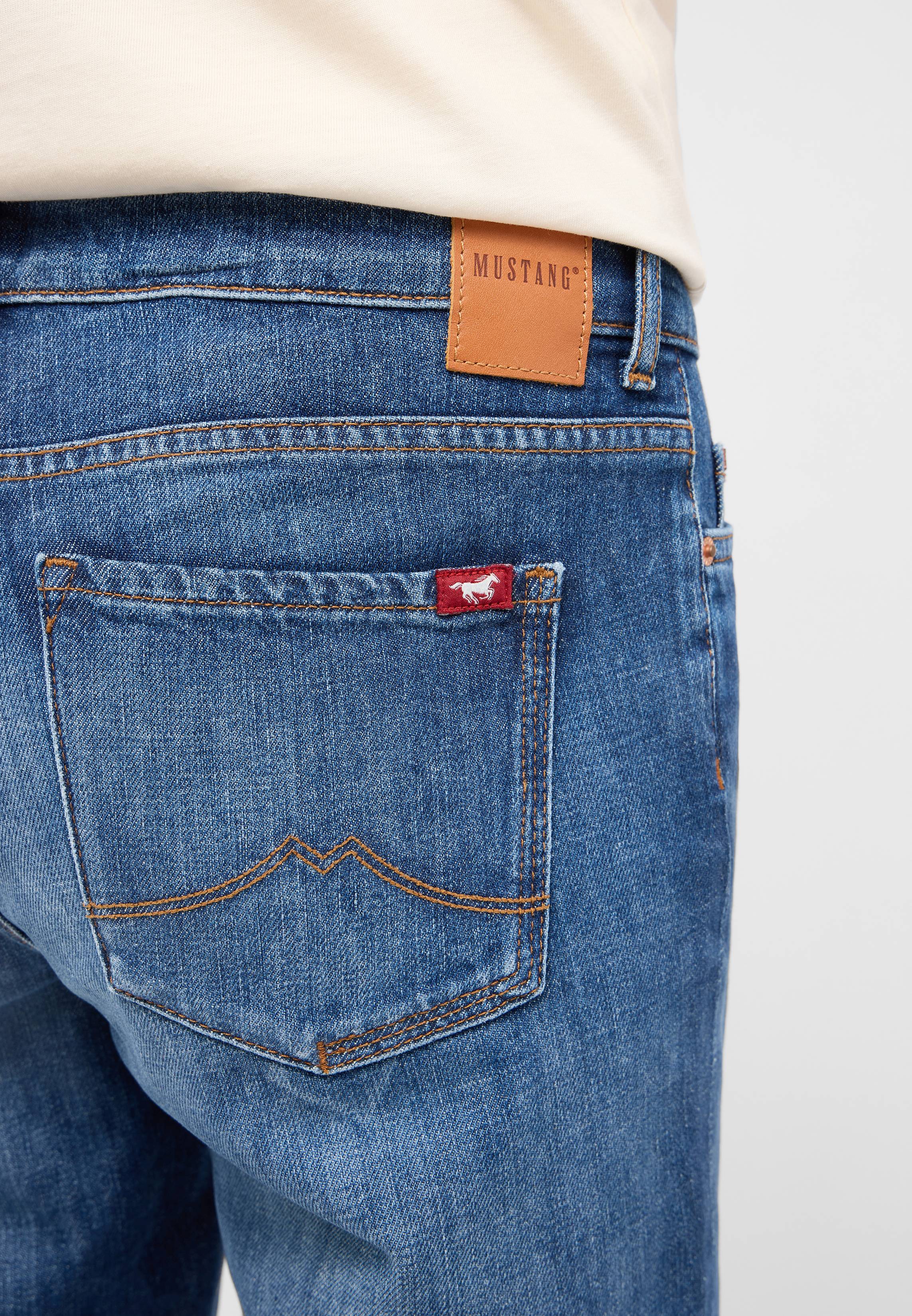 Jeans Style Crosby Relaxed Straight