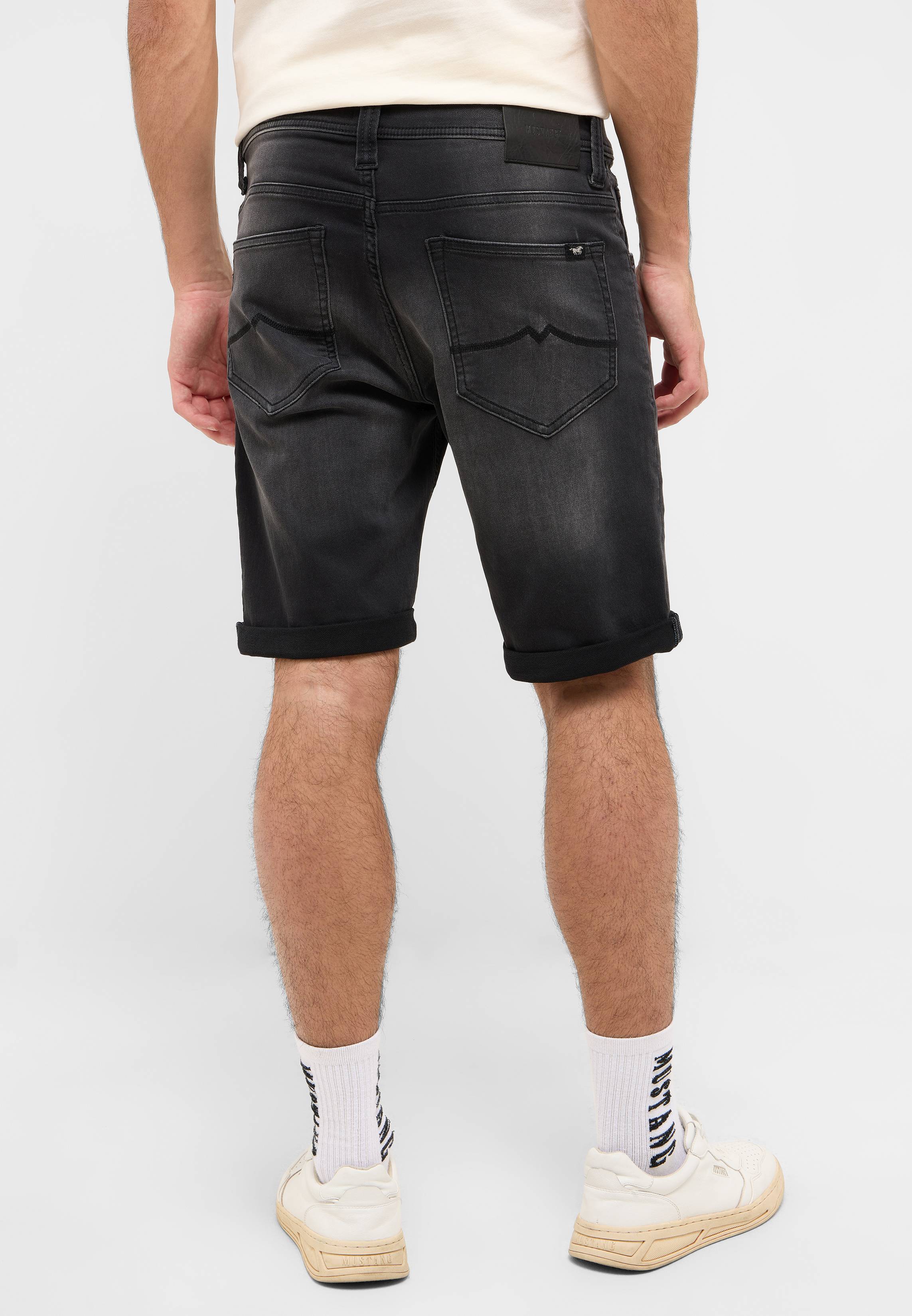Bekleidung, Kurze Hosen