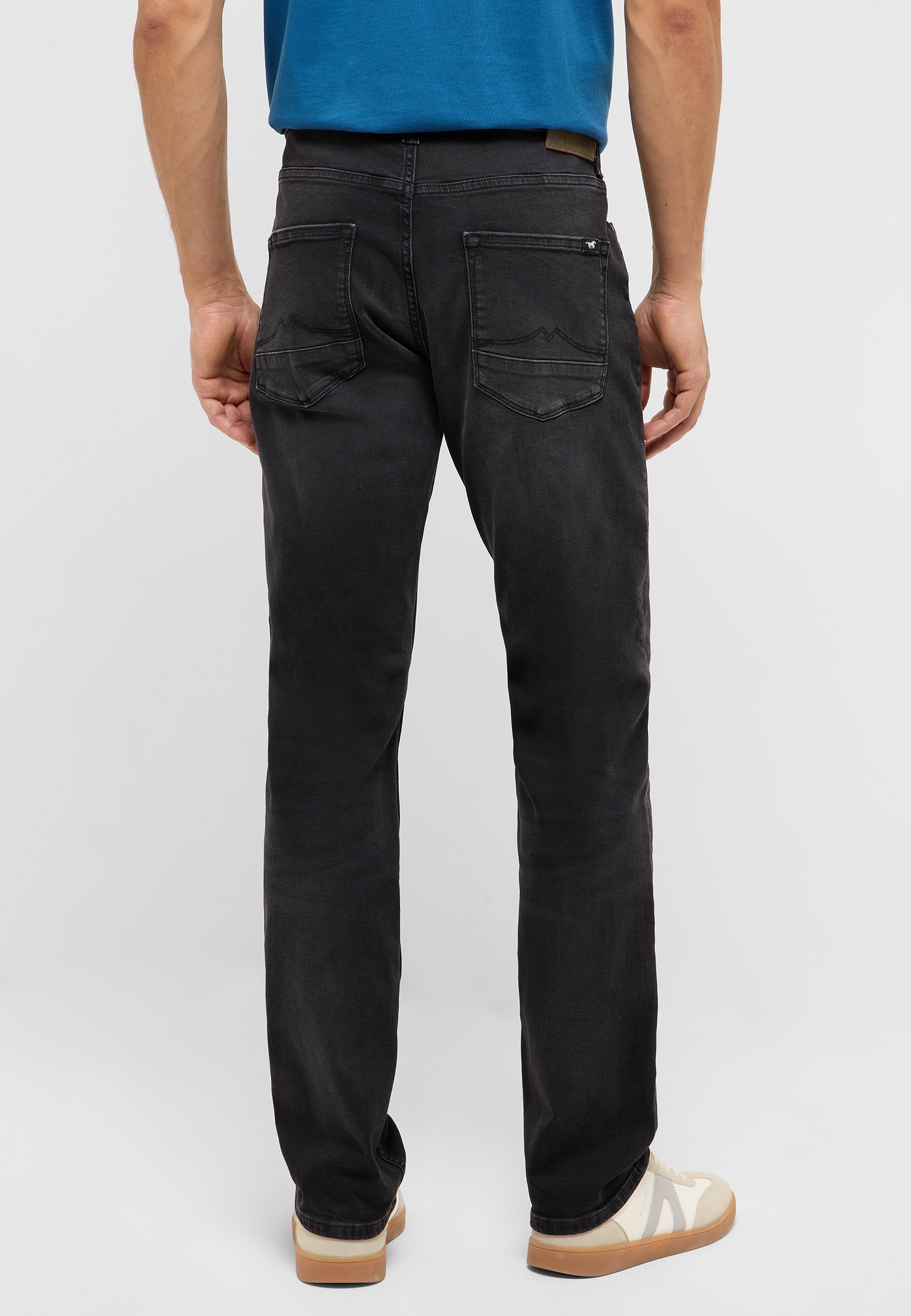 Jeans, Schwarze Jeans, Rückansicht, Denim-Hose, Taschen