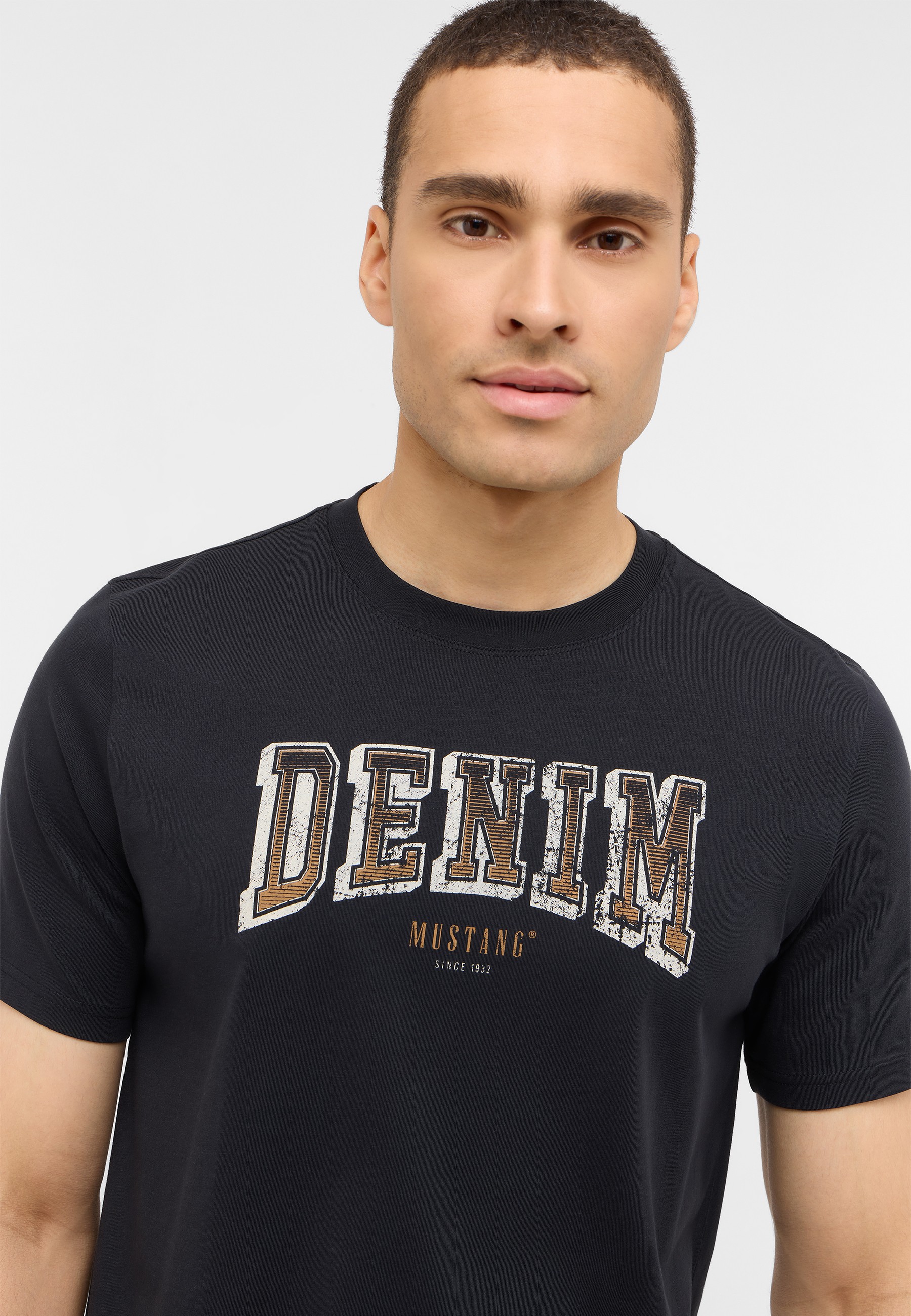 Bekleidung, T-shirt, Hemd, Person