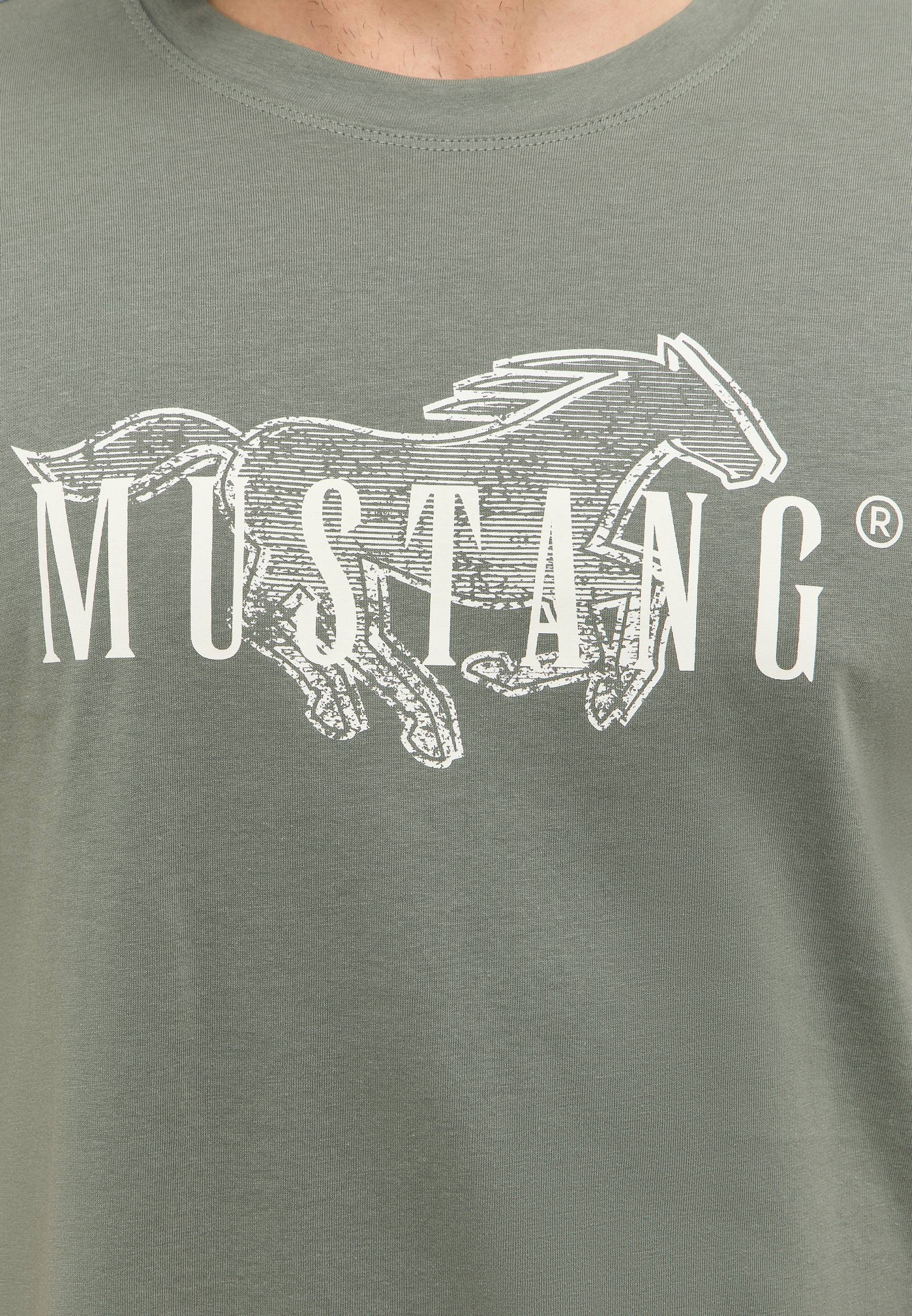 Bekleidung, T-shirt