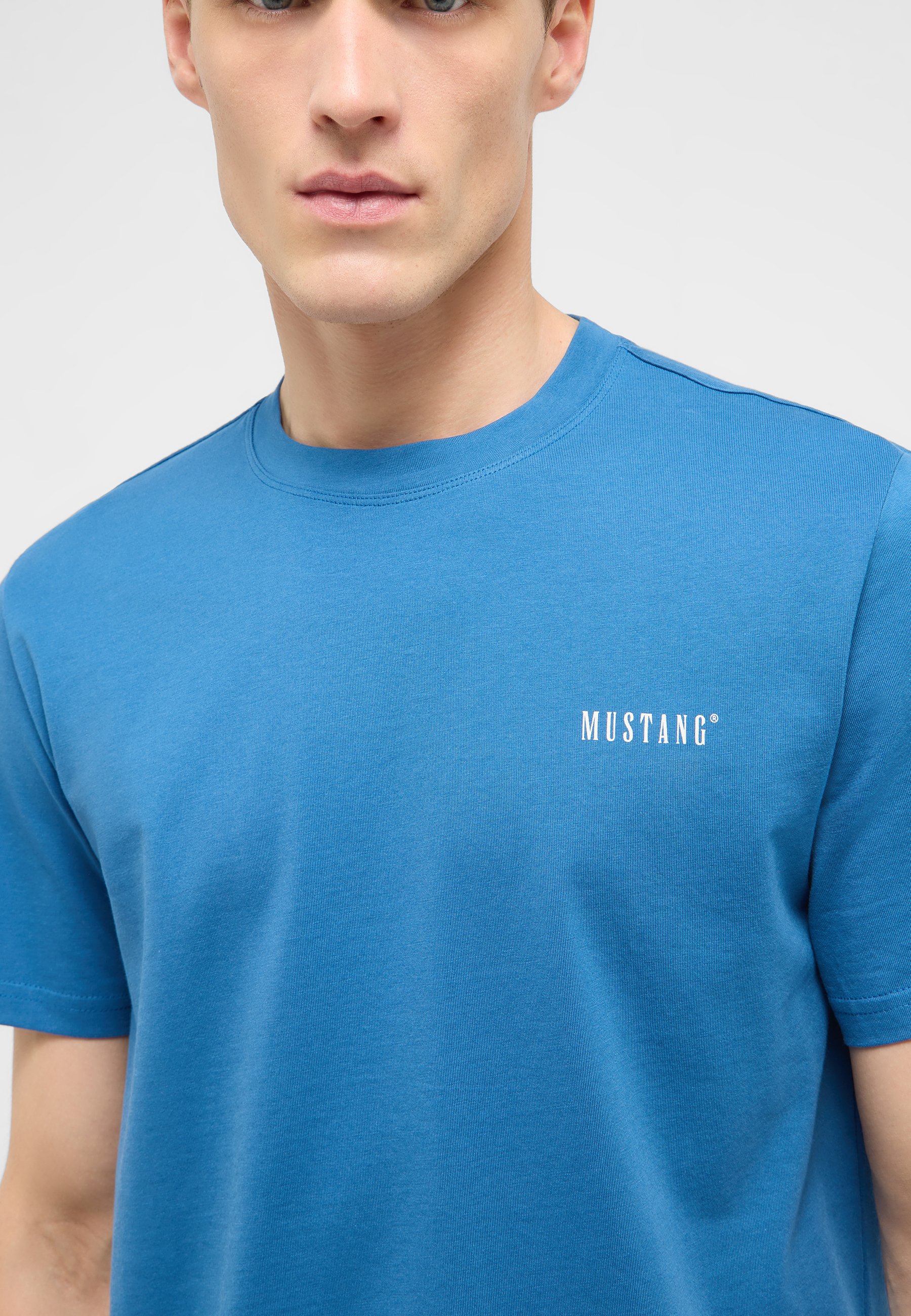 t-shirt, kürzarm, rundhals, blau, Mustang-Logo