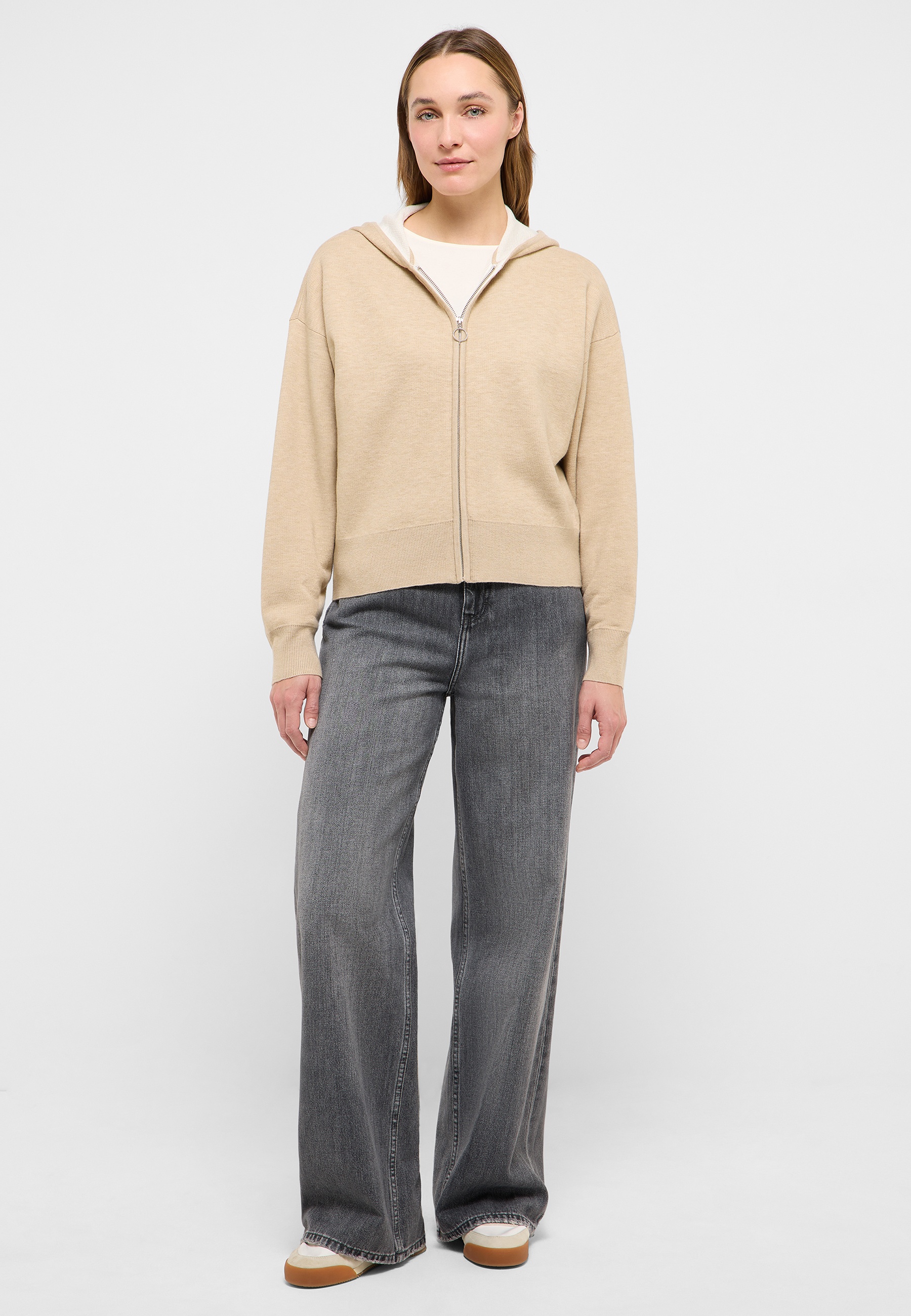 Hosen, Pullover, Erwachsener, Mann, Person