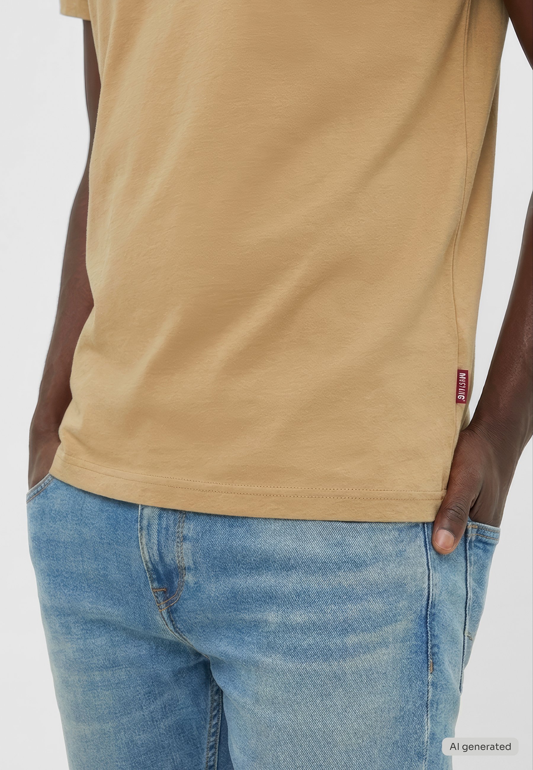 mit feiner Rippstruktur im Slim Fit