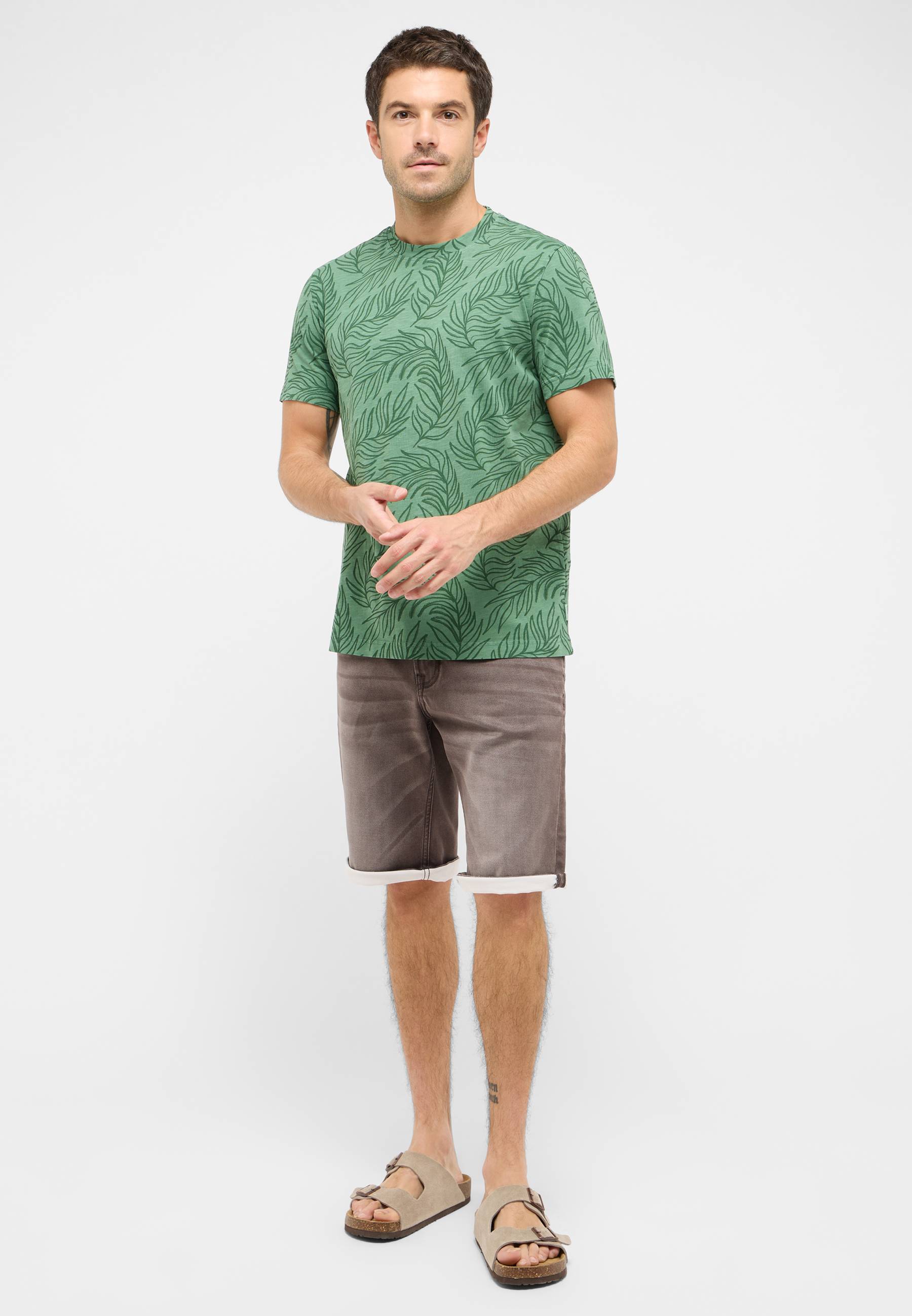 Kurze Hose, Sandale, T-shirt, Strandmode, Ärmel