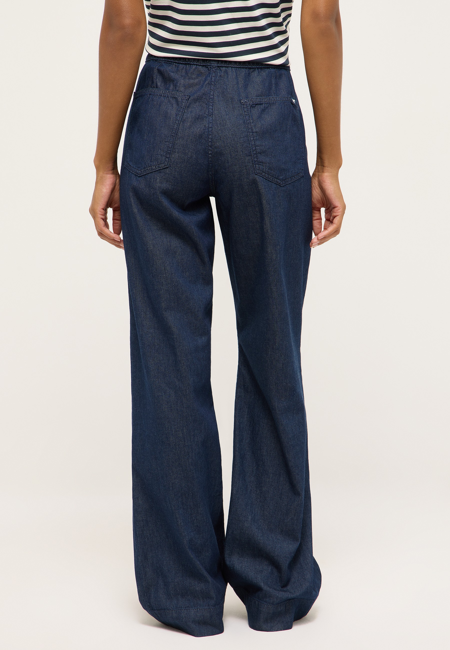 Jeans Style Madison Wide Drawstring ULW