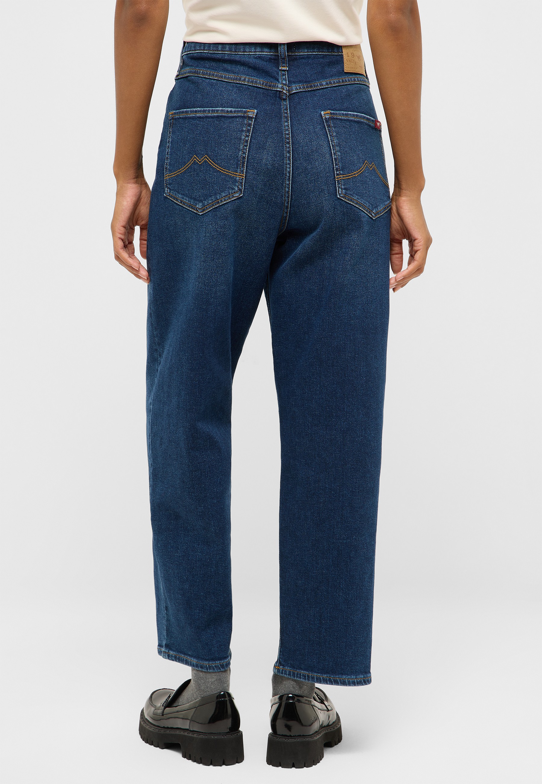 Jeans, Rückenansicht, Denim, Hose, Gürtel-Applikation