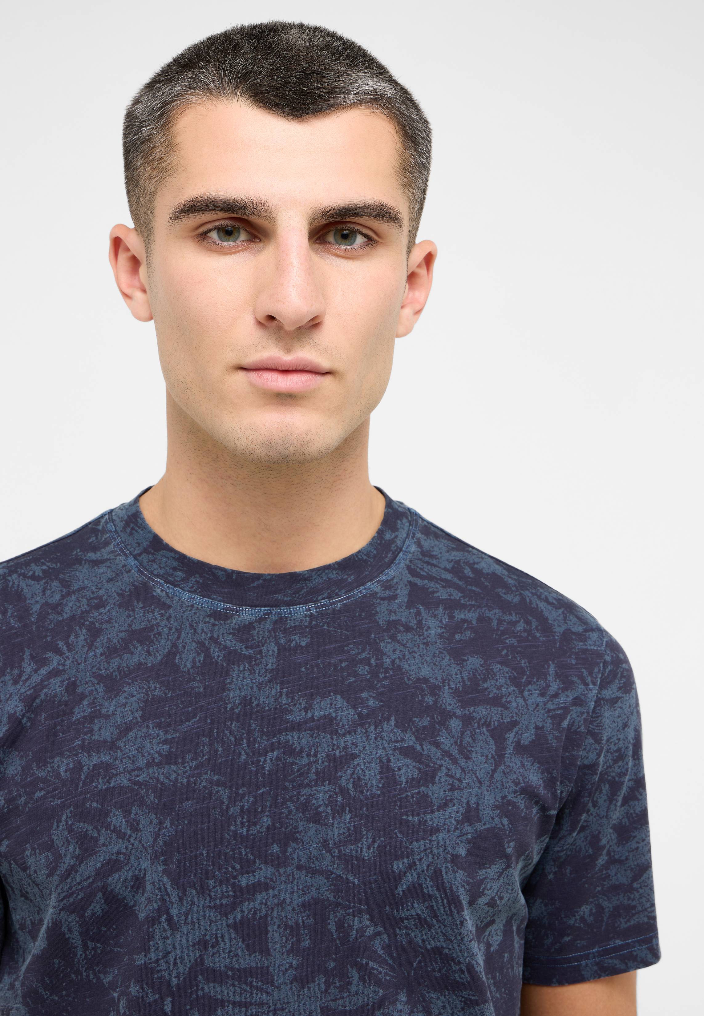 T-shirt, Gesicht, Kopf, Portrait, Hals