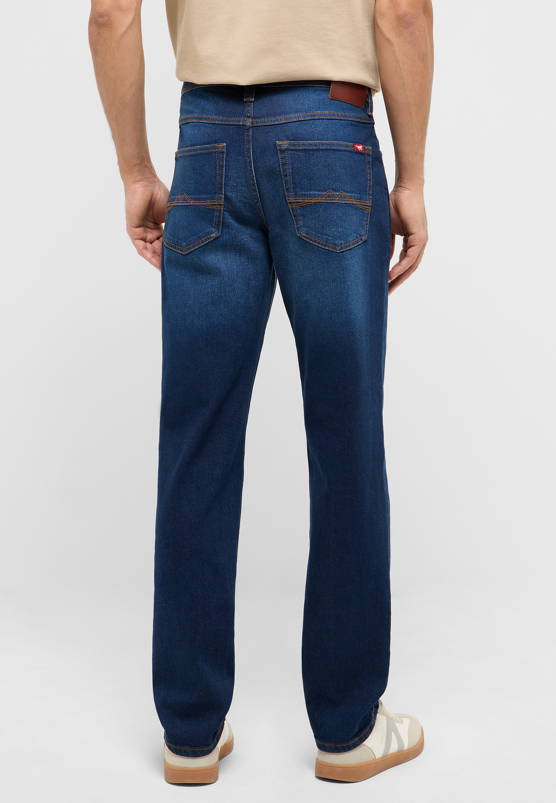 Bekleidung, Jeans, Hosen