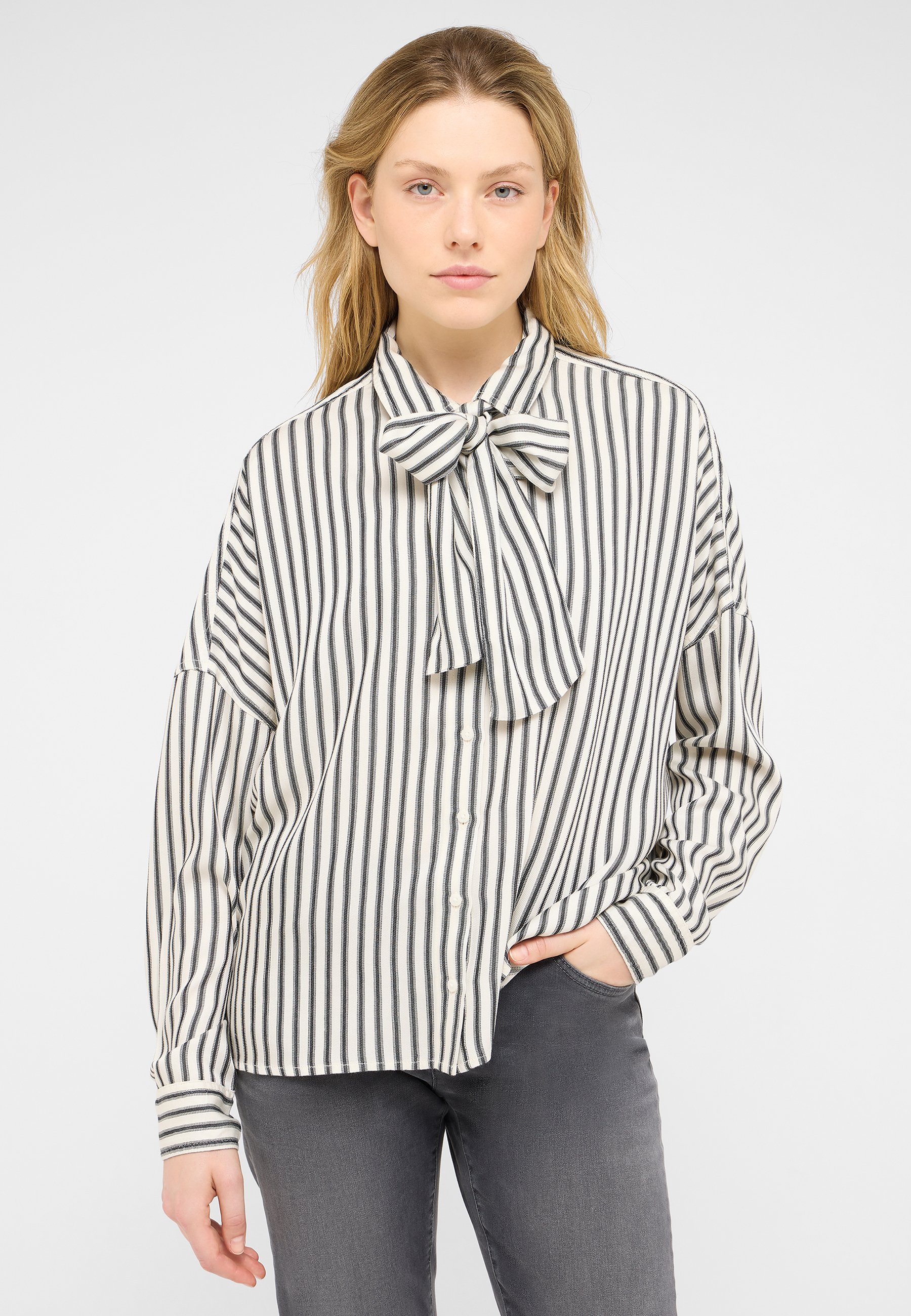 Bluse, Kleidung, Hemd, Person